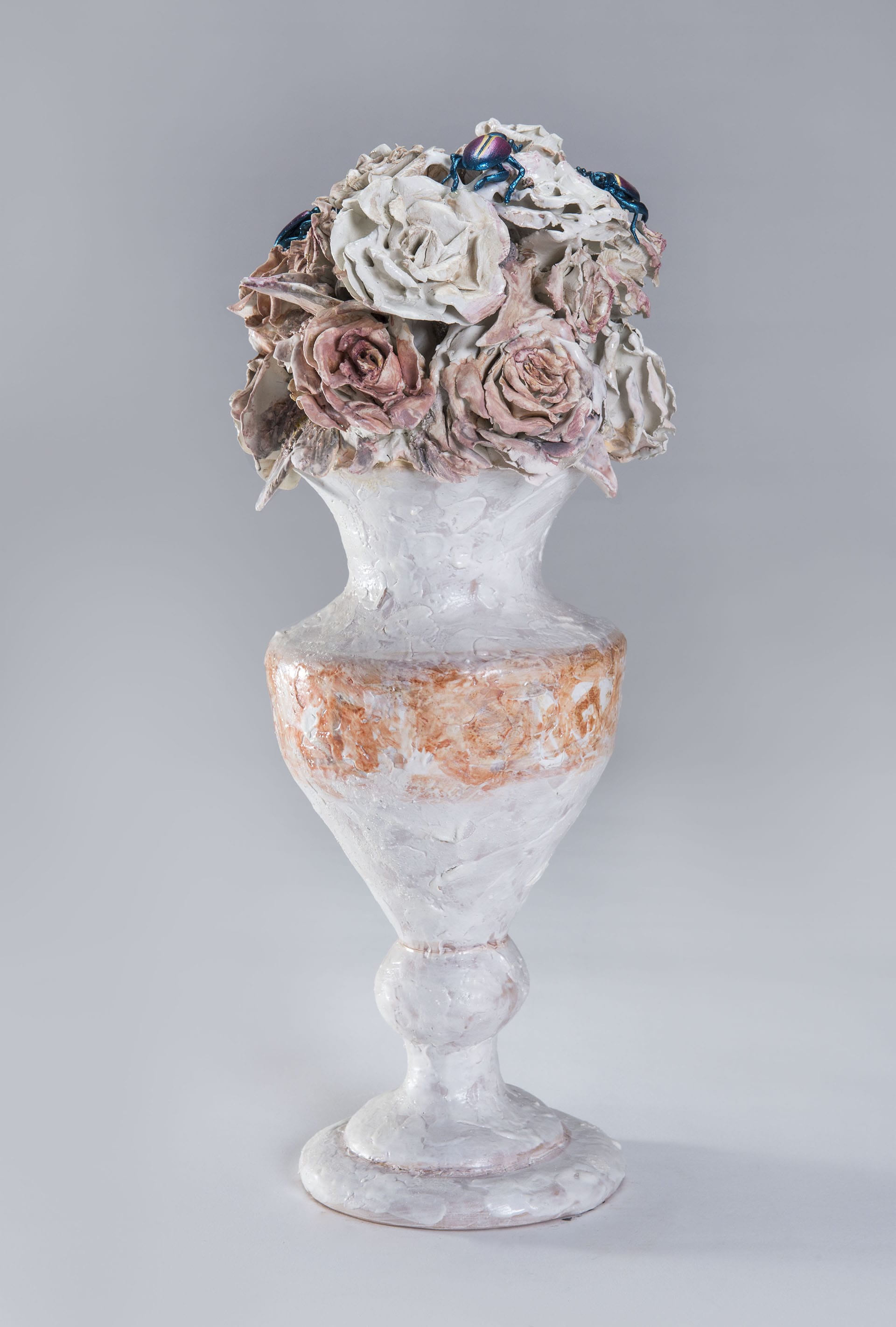 “Per Morandi”, 2021, ceramica policroma, cm. h. 37 x 15 x 15