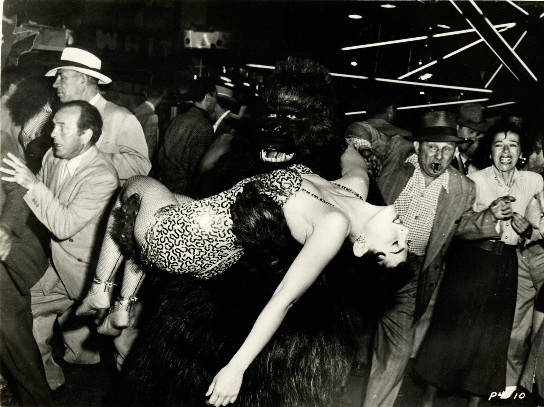 "Gorilla at large", 1954