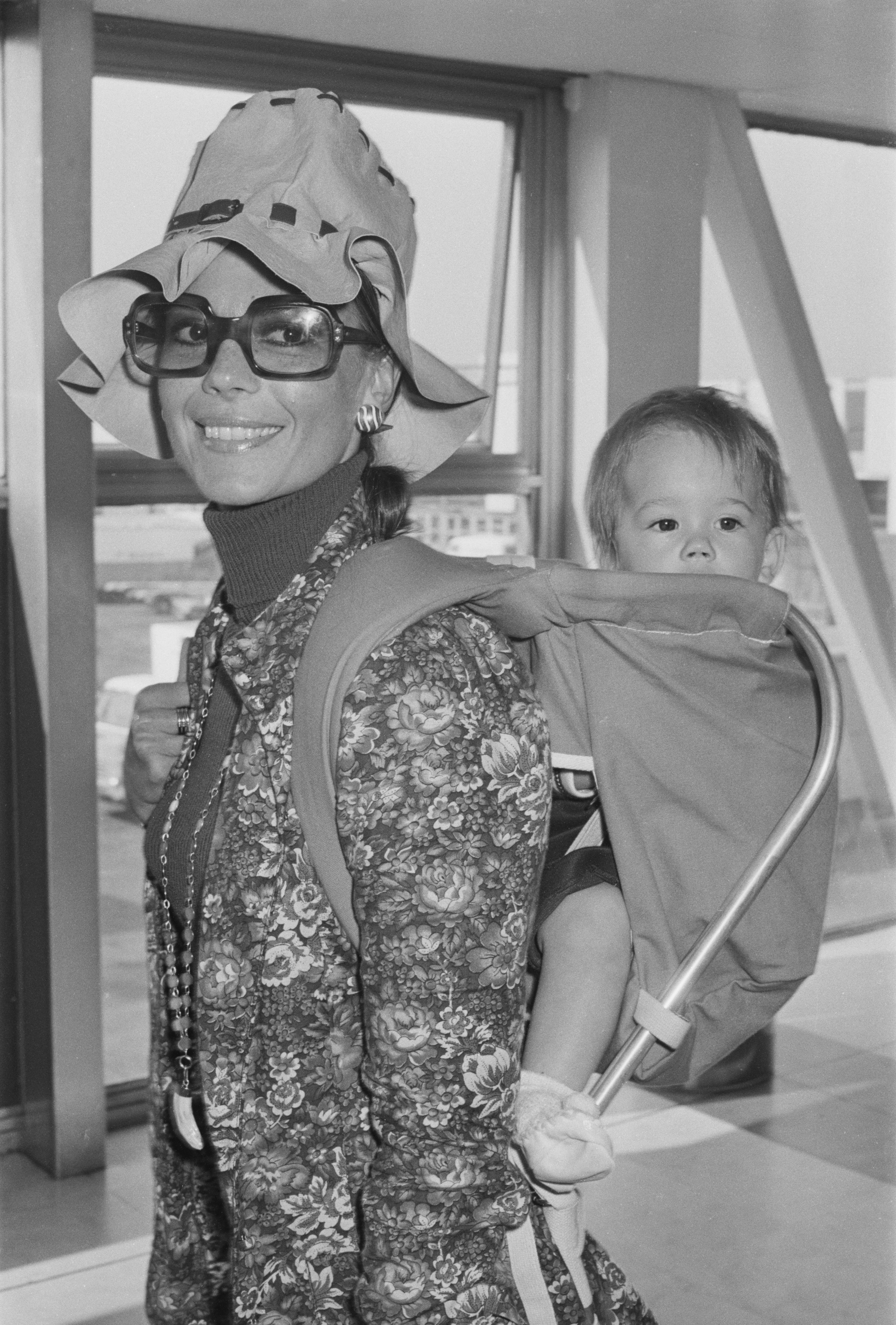 Con la secondo genita Natasha nel 1971