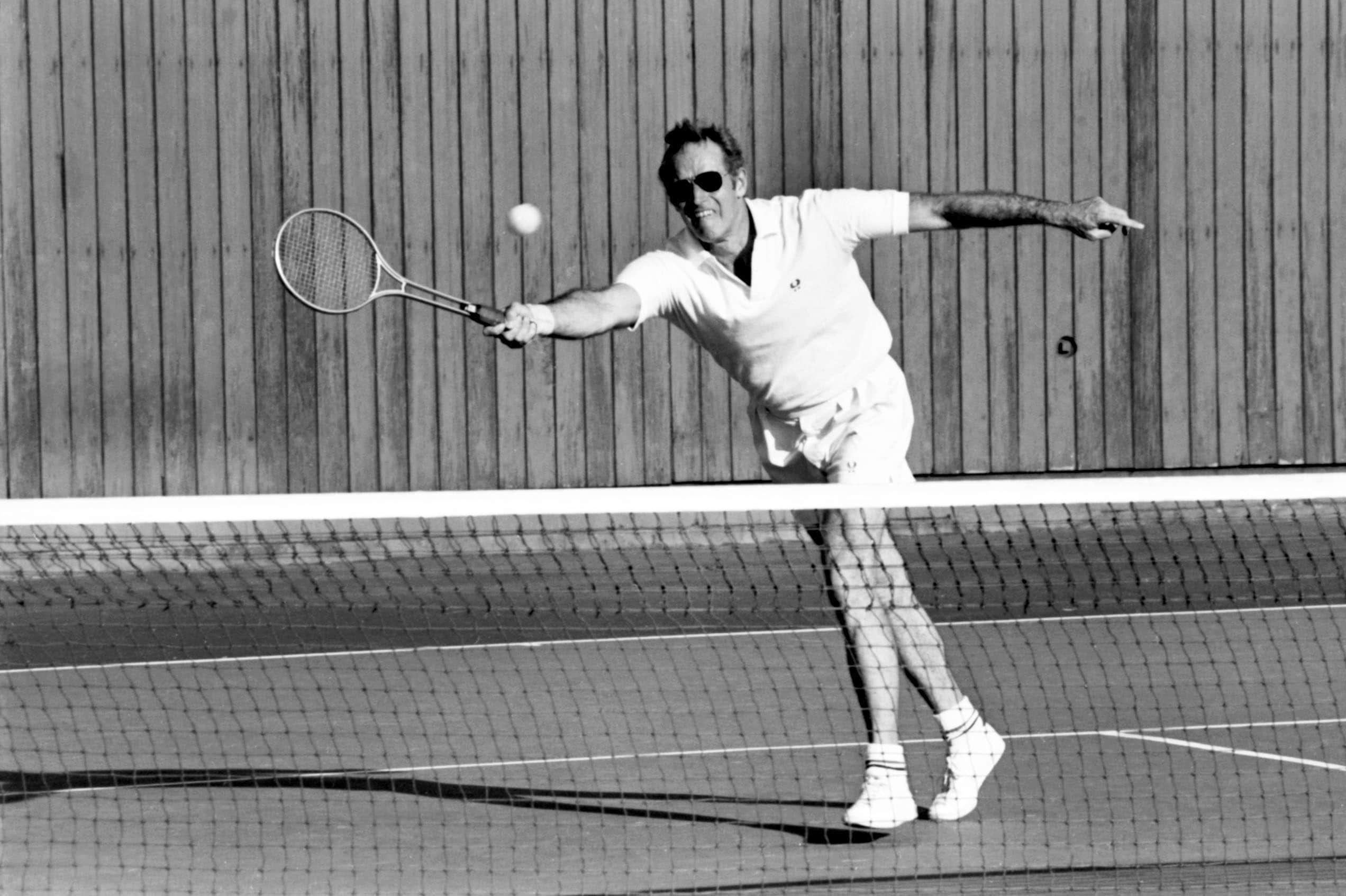 Anni 60. Heston gioca a tennis, uno dei suoi sport preferiti