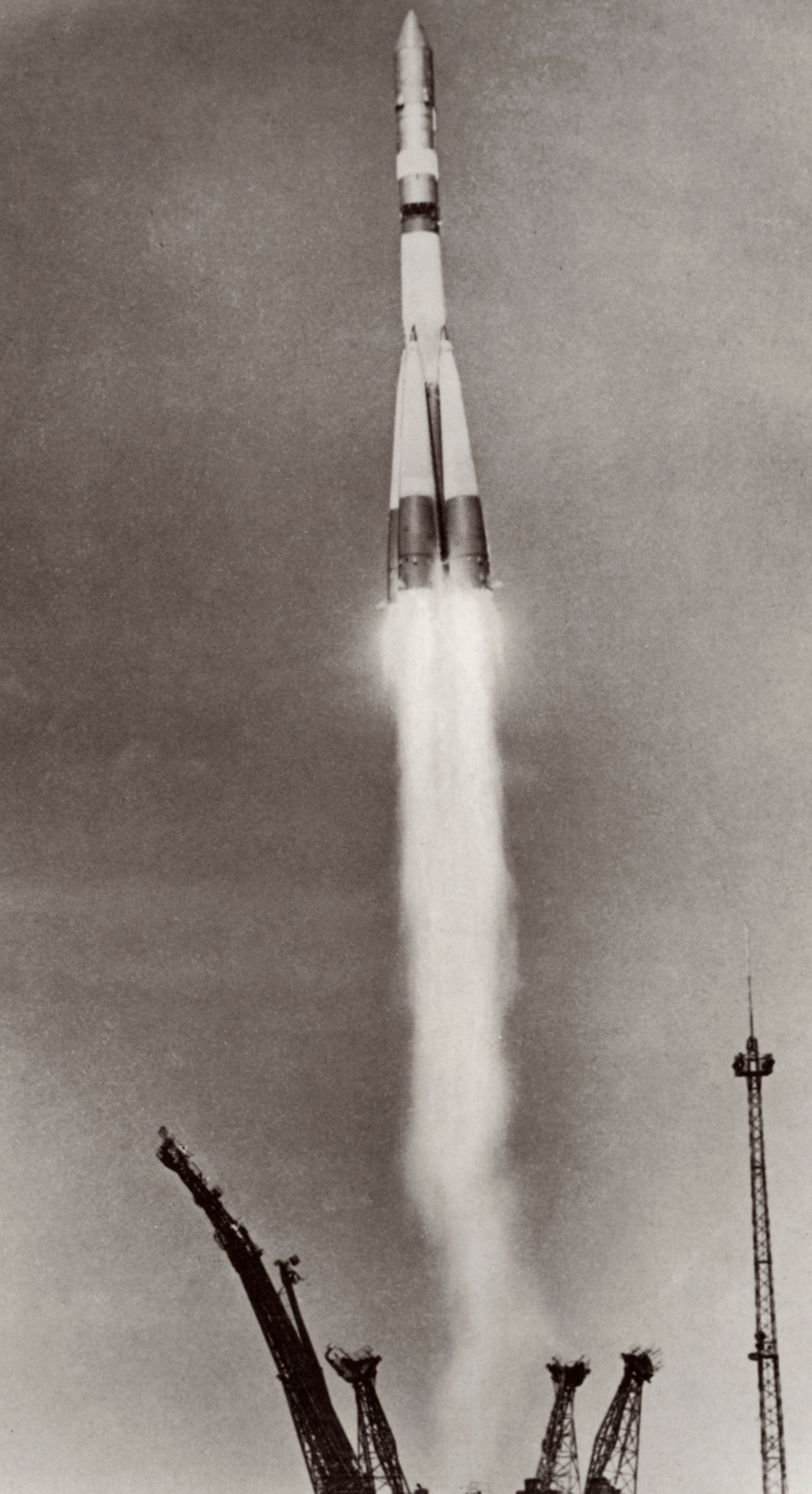 Lancio del Vostok 1, con a bordo Yuri Gagarin, il 12 aprile 1961