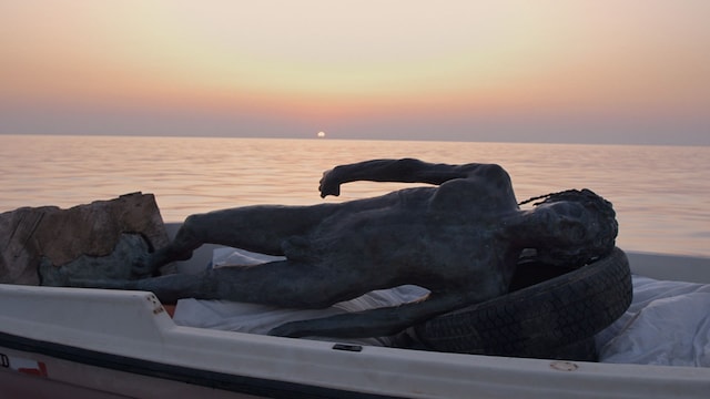 "Caveman" di Tommaso Landrucci