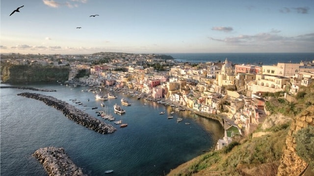 Procida racconta 2022