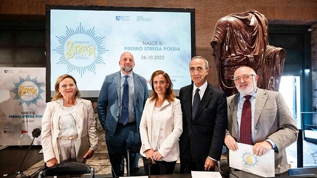 Nasce il Premio Strega Poesia