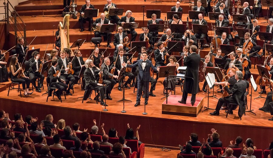 Il grande tenore Juan Diego Flórez con l'Orchestra Rai 