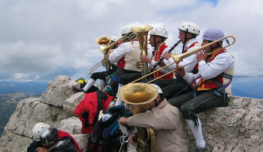 Mùsega de Poza: concerto sulle Torri del Vajolet per festeggiare 90 anni