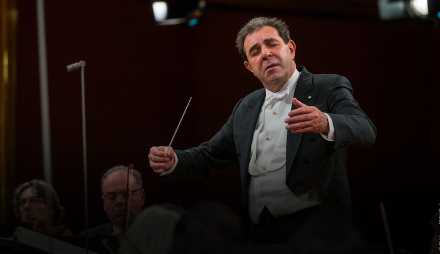 Daniele Gatti, nuovo Direttore della Staatskapelle di Dresda, tra Mozart e Šostakovič