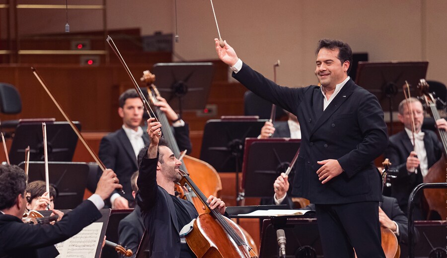 Il "Nuovo Mondo" di Dvořák e il Concerto per violoncello di Schumann per Trevino e Ferrandez