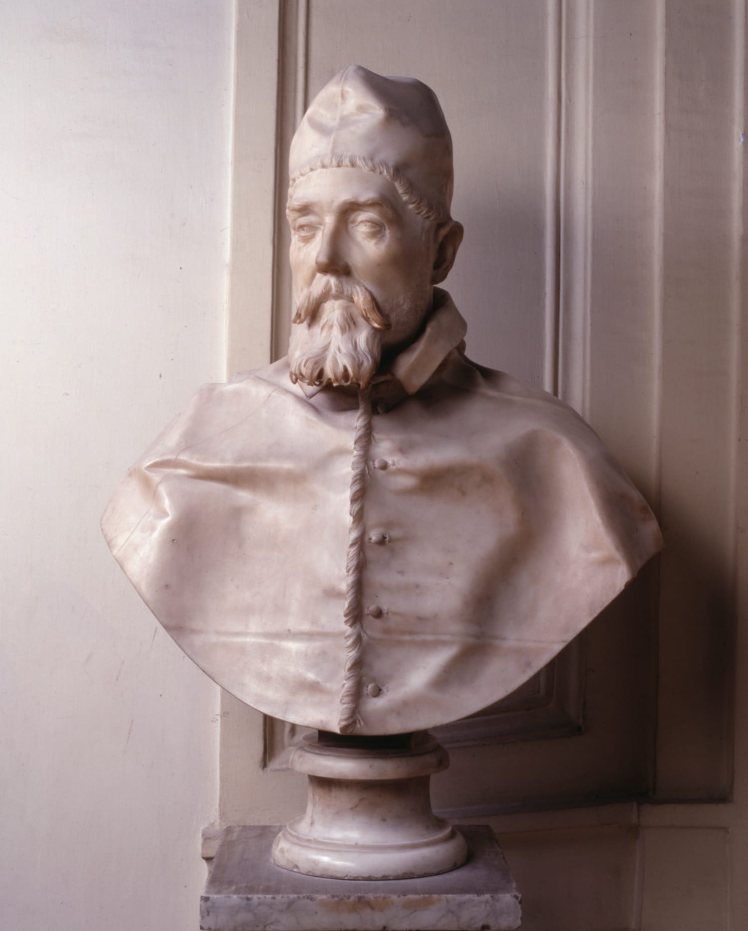 Gian Lorenzo Bernini (Napoli 1598 – Roma 1680) Busto di Urbano VIII, 1632 Marmo, cm 83x75x40 Gallerie Nazionali di Arte Antica 