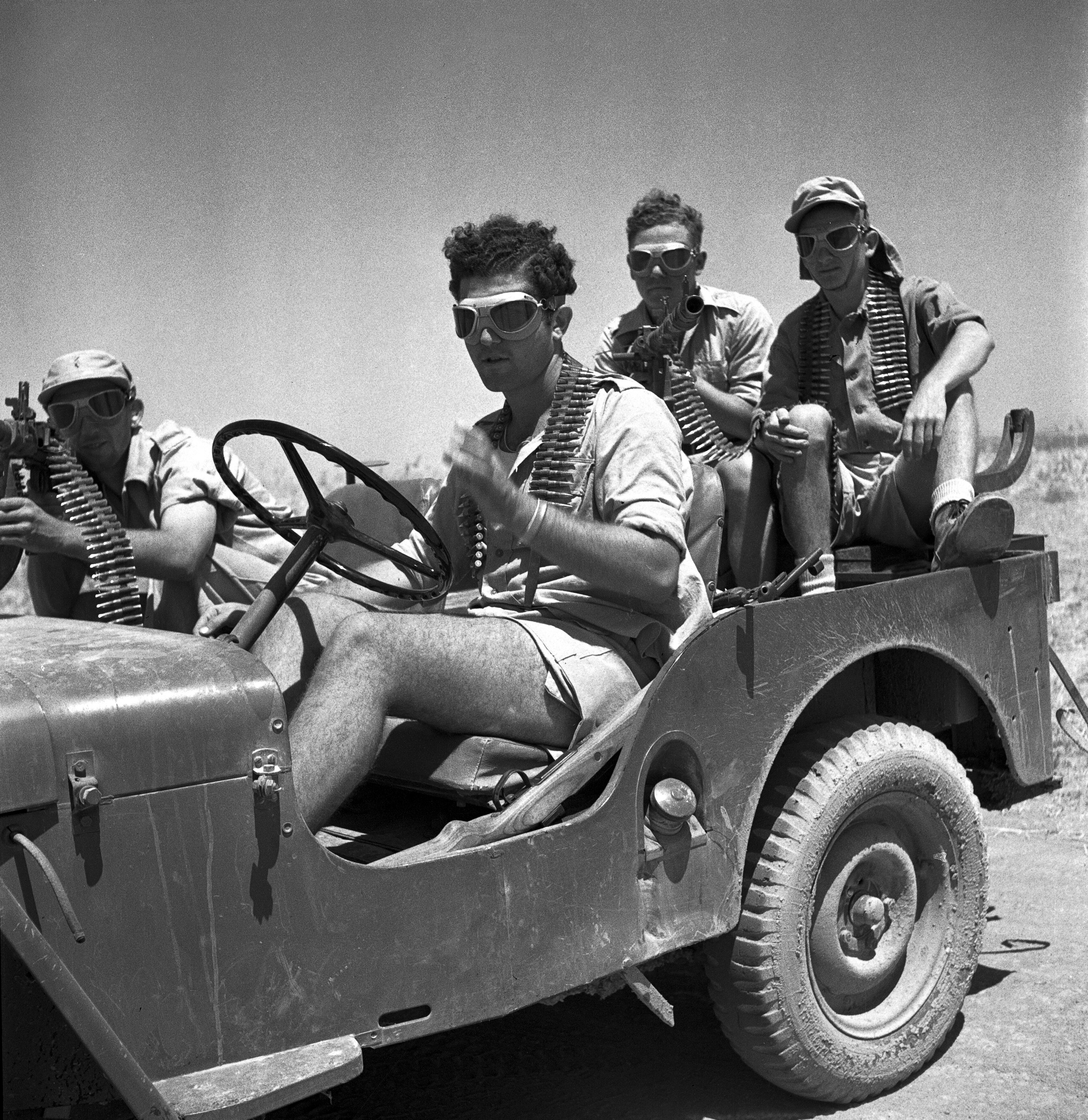 Esercito israeliano. Un’unità motorizzata di “Palmach” nel Negev durante la prima guerra arabo-israeliana. 1948. Israele. Foto n. 349223. © Courtesy UN Photo/LM