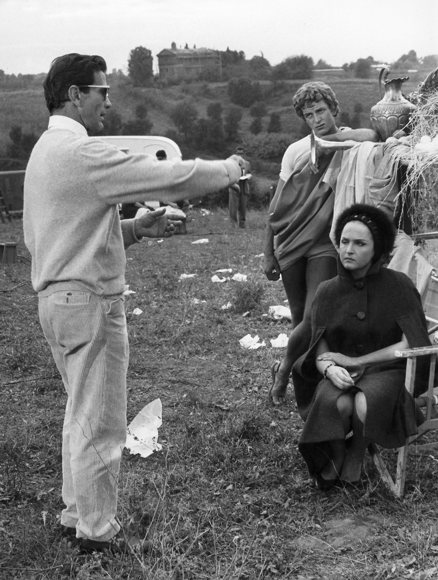 Foto del 1962 durante le riprese del film La Ricotta del regista italiano Pier Paolo Pasolini e dell'attrice italiana Laura Betti. FOTO AFP (AFP PHOTO / AFP / Getty Images)