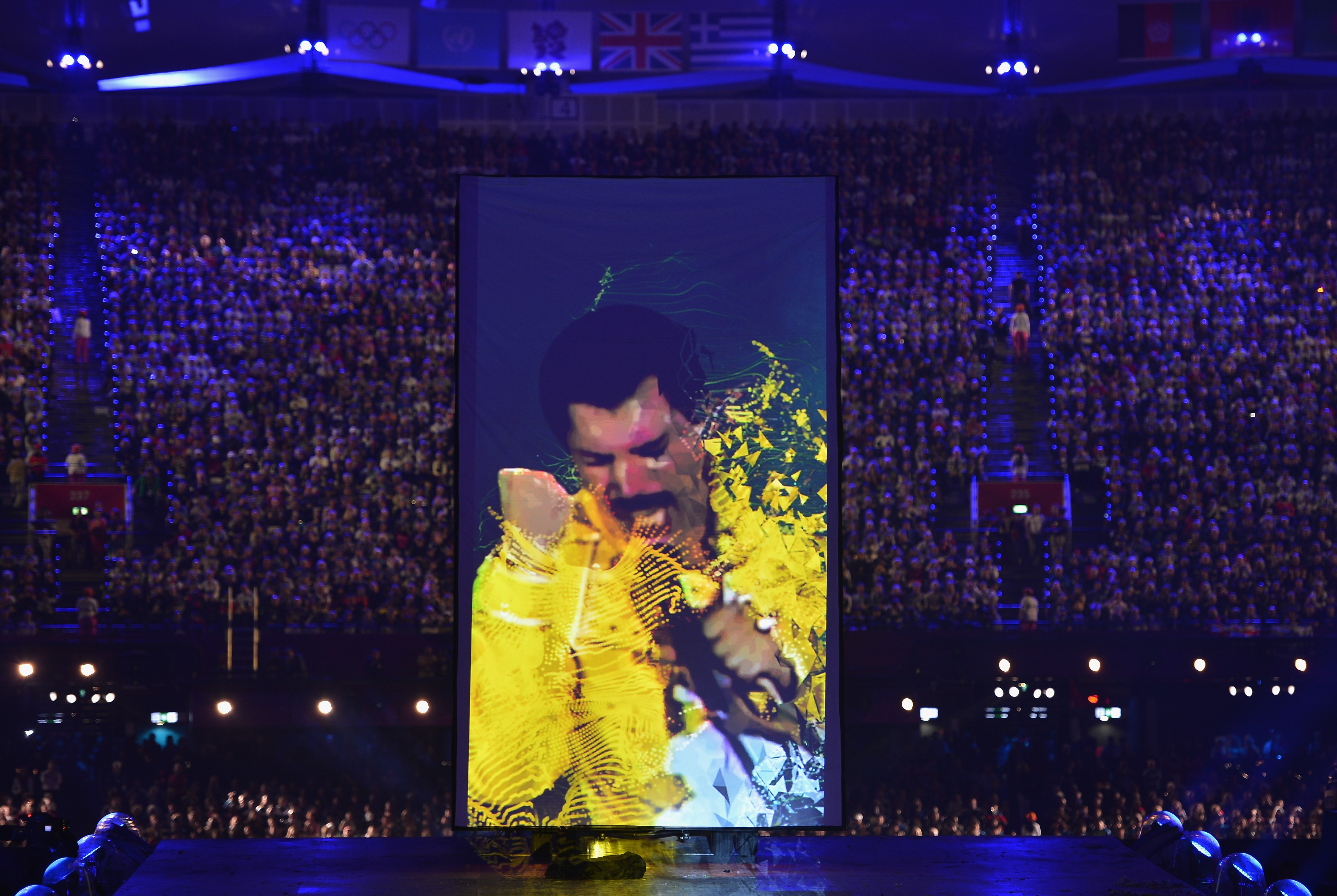 Agosto 2012. Un tributo a Freddie Mercury durante la cerimonia di chiusura dei Giochi Olimpici di Londra 