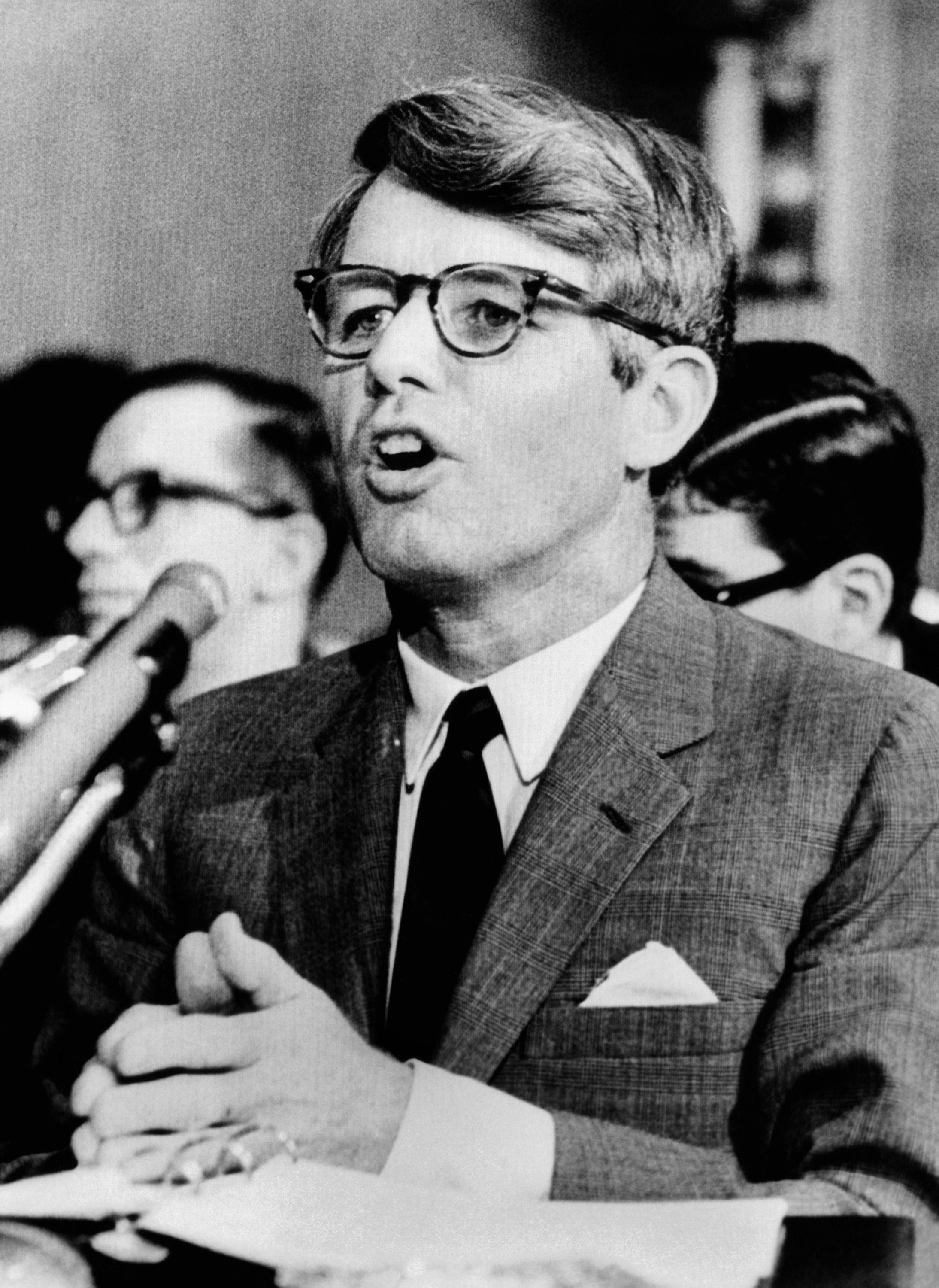 Robert Kennedy, fratello del defunto John, in corsa alle primarie del 1968 del partito democratico.