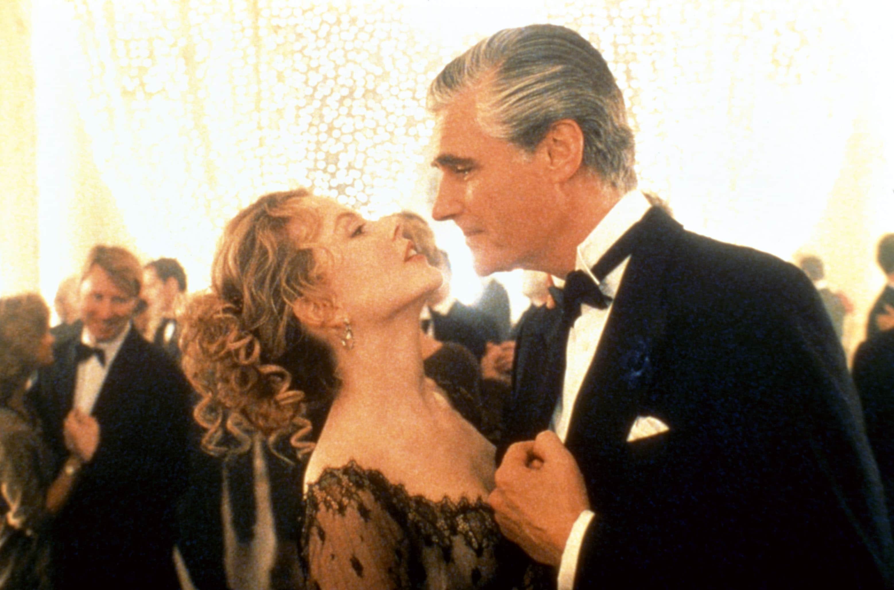 La scena del ballo in Eyes wide shut 1999 Nicole Kidman