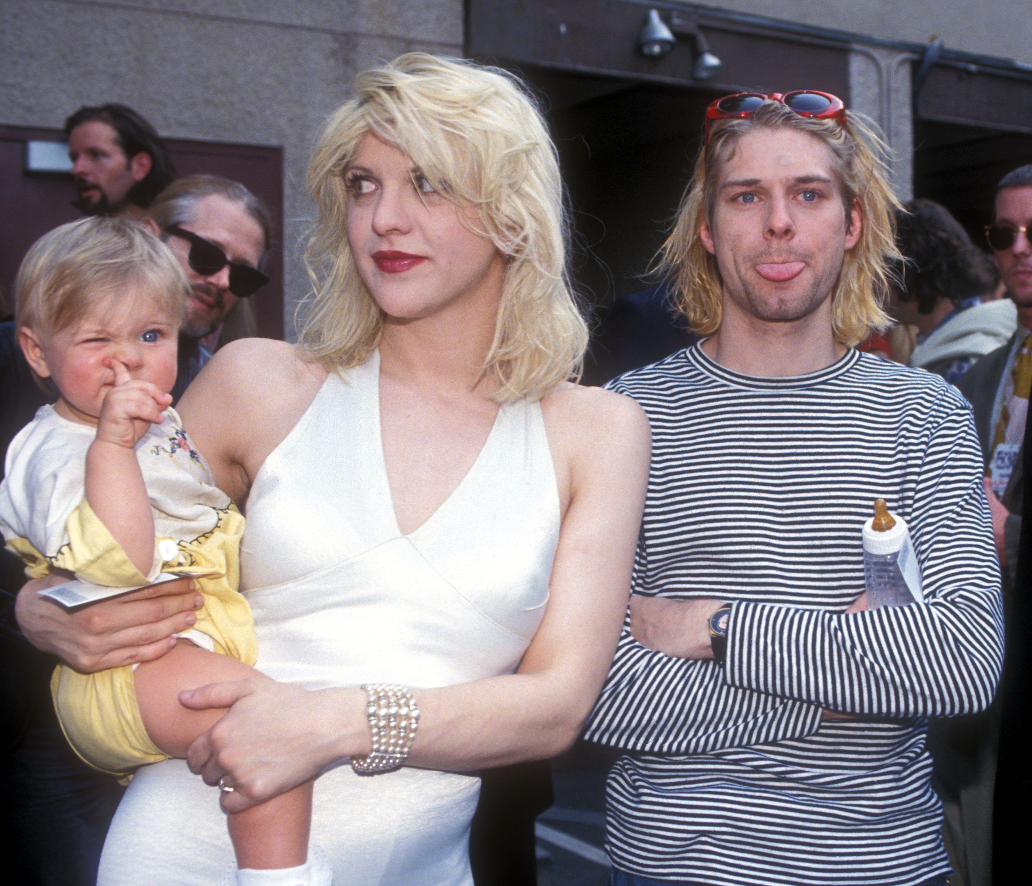 Kurt Cobain con la moglie Courtney Love e la figlioletta Frances Bean
