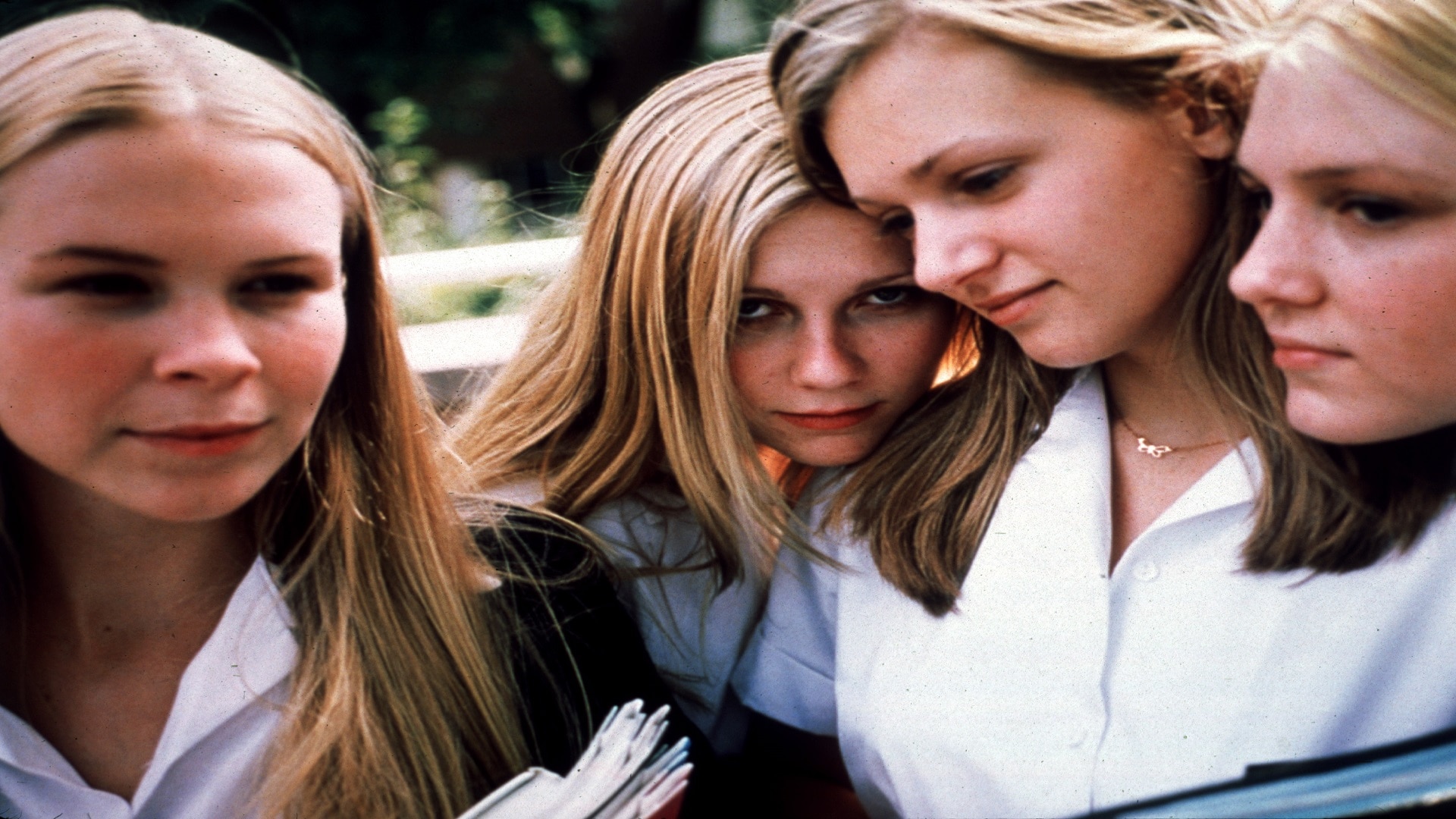 Il giardino delle vergini suicide del 1999 dal libro "The virgin suicides" di Jeffrey Eugenides