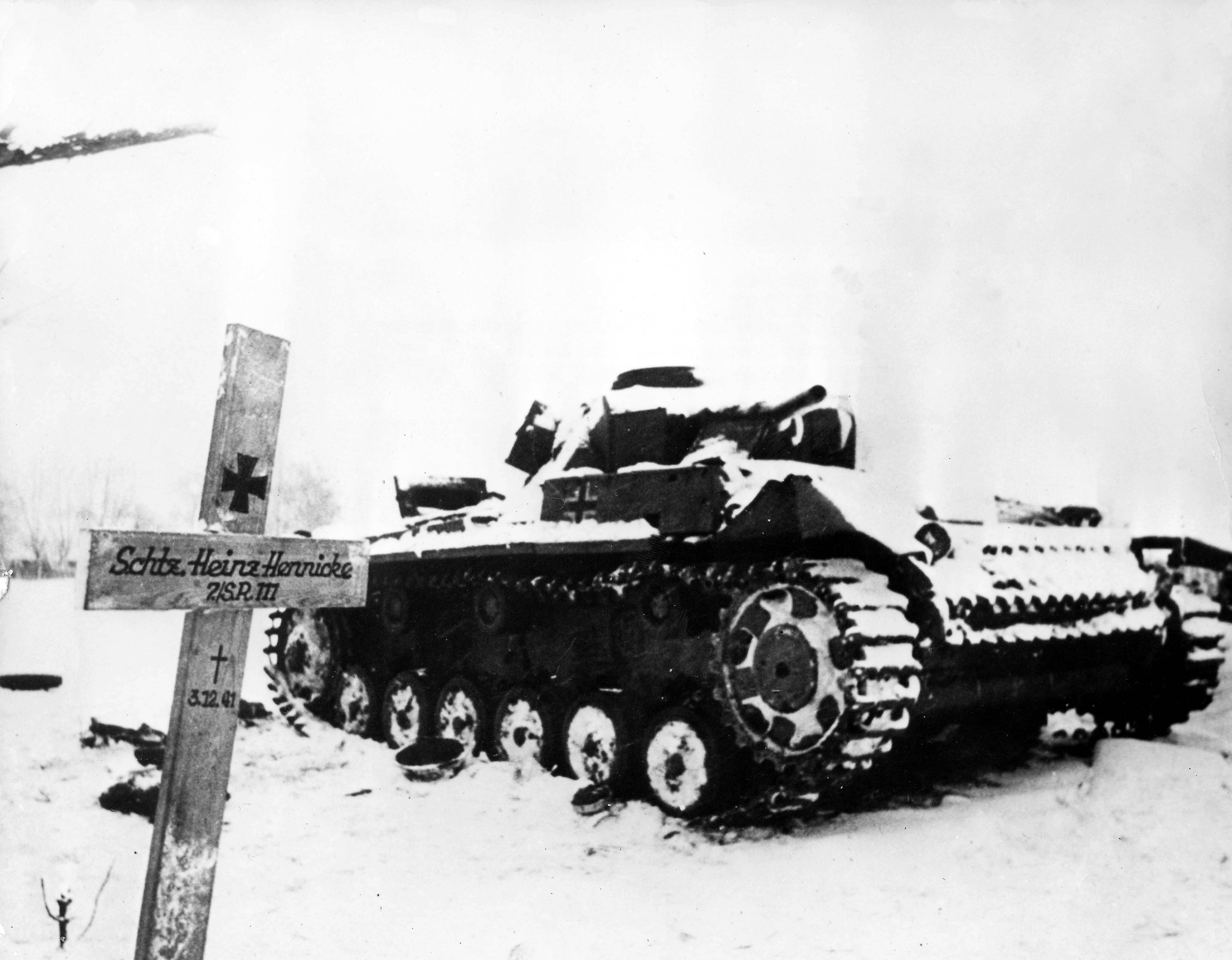 Un carro armato in azione nella neve: Hitler non aveva assolutamente tenuto in considerazione le condizioni estreme dell’inverno russo