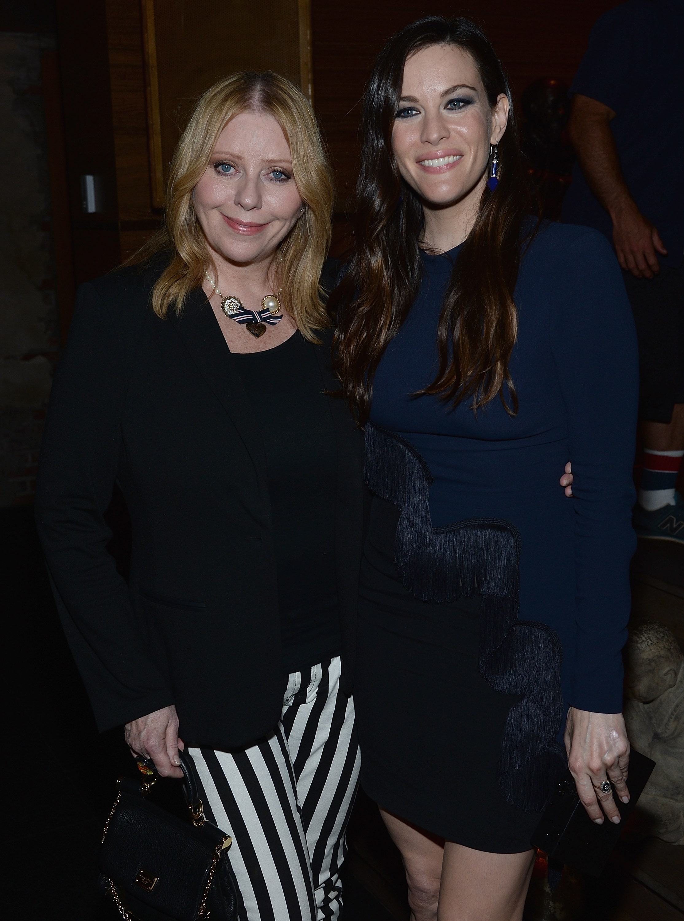 Giugno 2014, New York. Bebe Buell con la celebre figlia Liv Tyler, avuta con il cantate degli Aerosmith Steven Tyler, al party per la premiere della serie tv "The Leftlovers" di cui Liv è una dei protagonisti