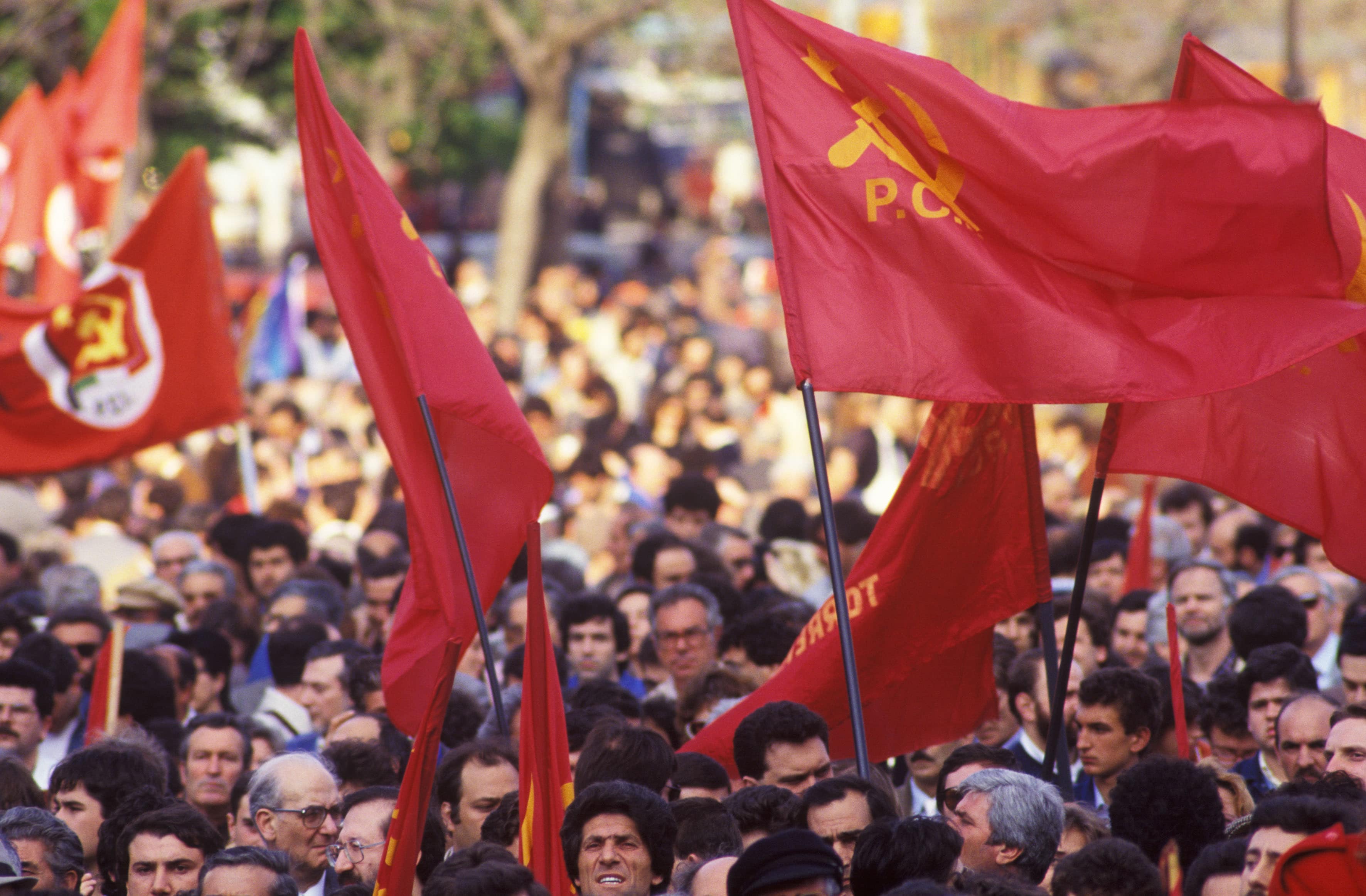 Particolare dei manifestanti del primo maggio negli anni Ottanta