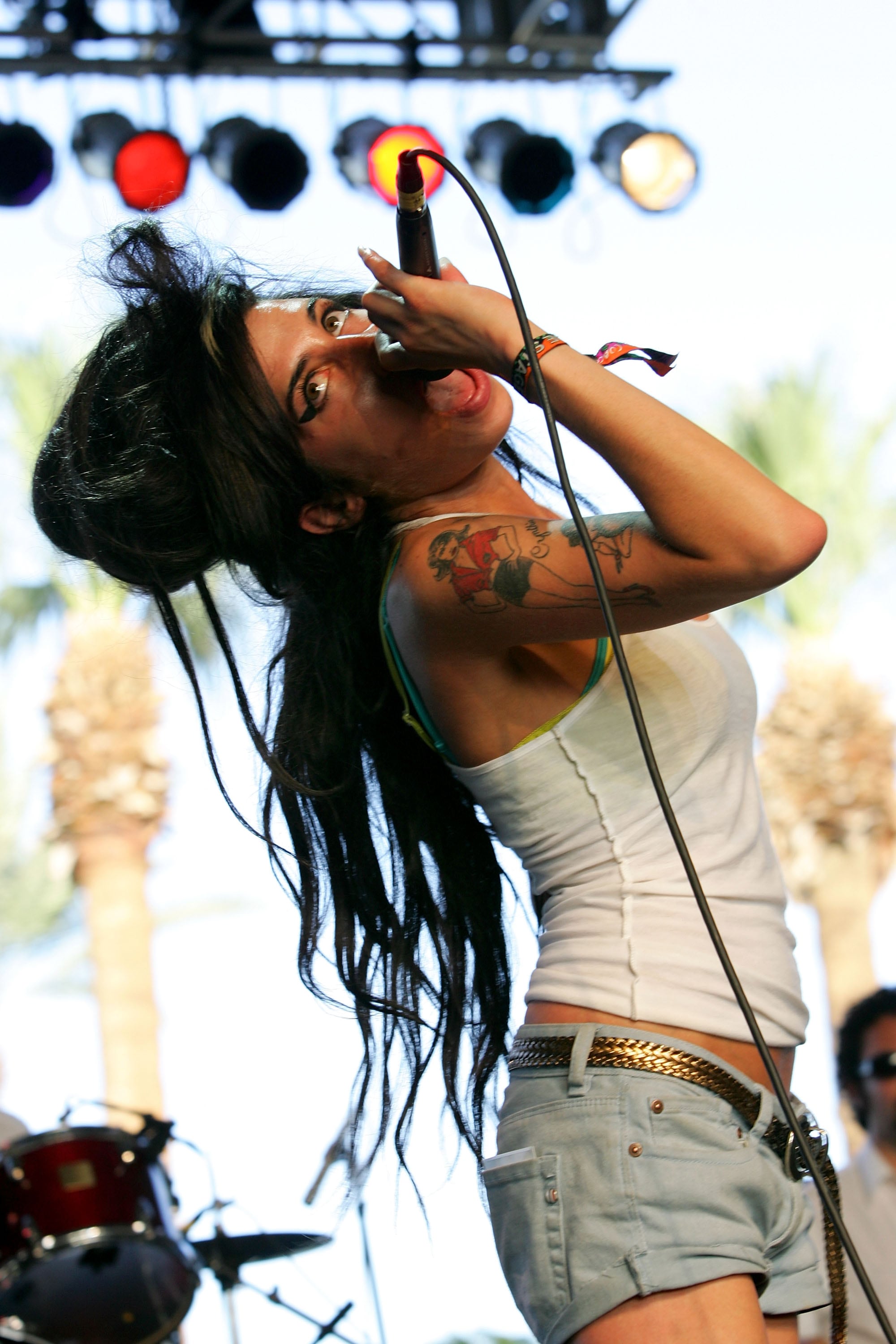 Aprile 2007. Amy Winehouse sul palco del Coachella Music Festival 