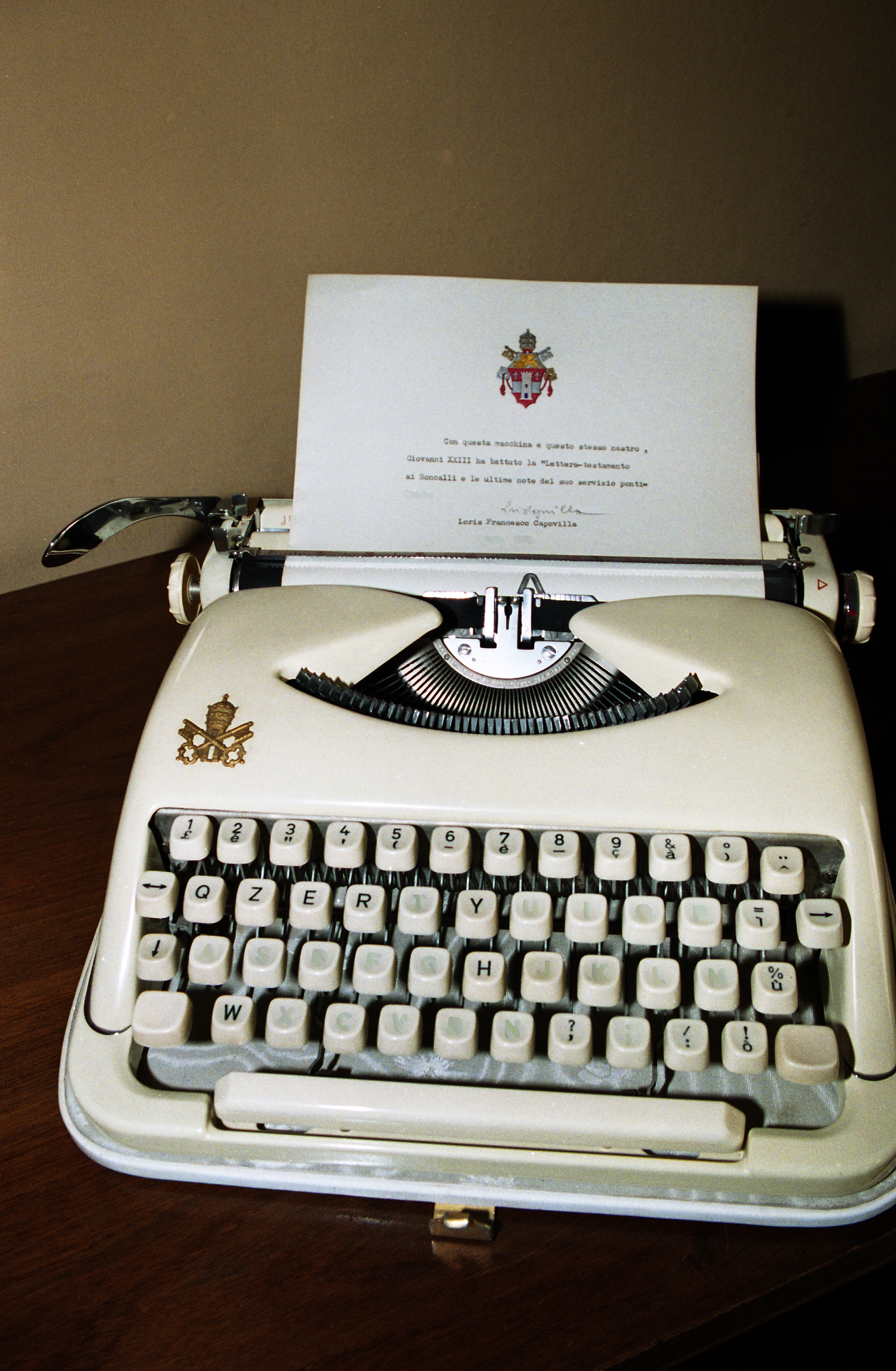 La macchina da scrivere Lettera 22, regalata da Adriano Olivetti al papa Giovanni XXIII