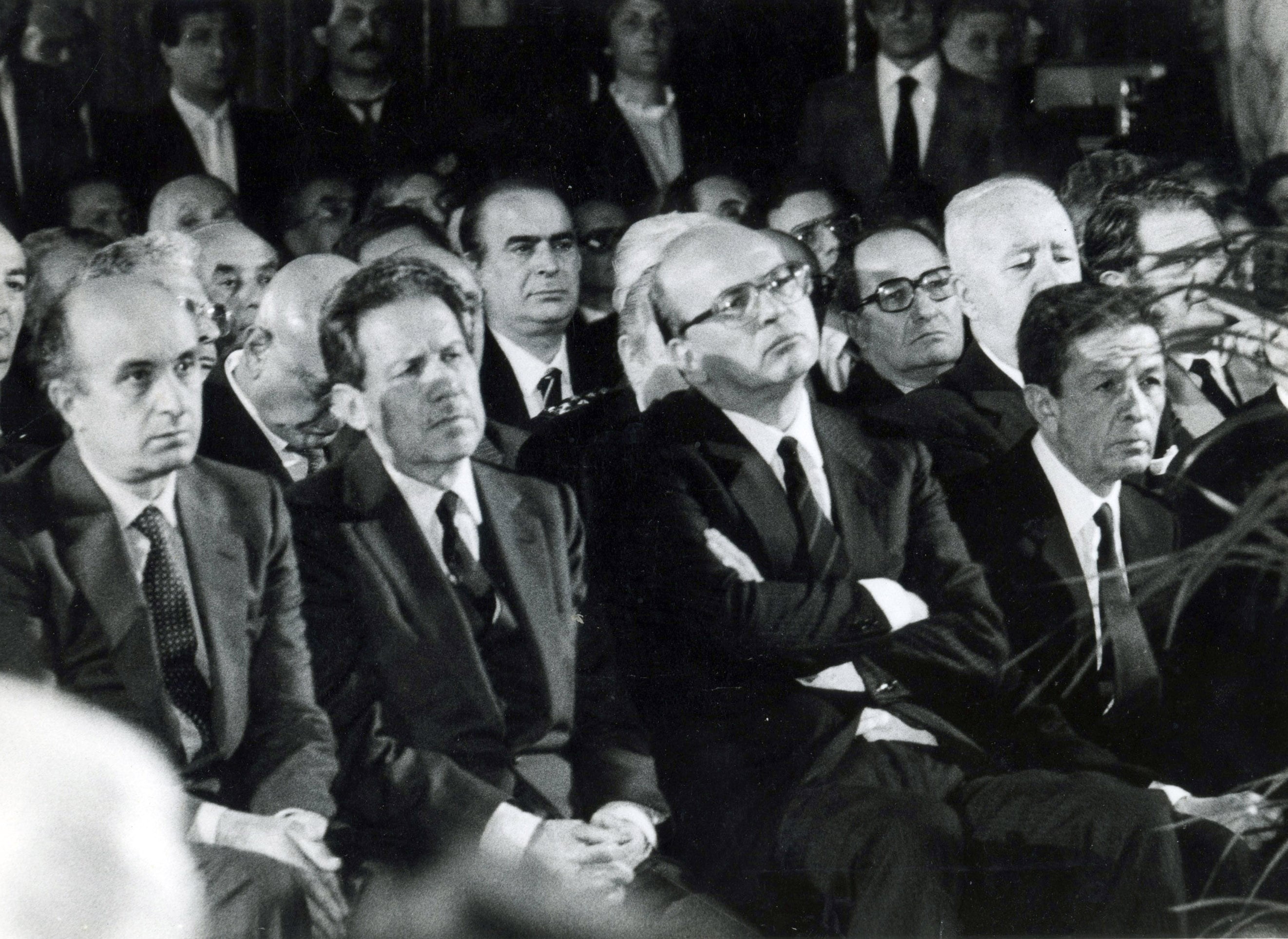 Durante i funerali: da sinistra Ciriaco De Mita, Flaminio Piccoli, Bettino Craxi ed Enrico Berlinguer