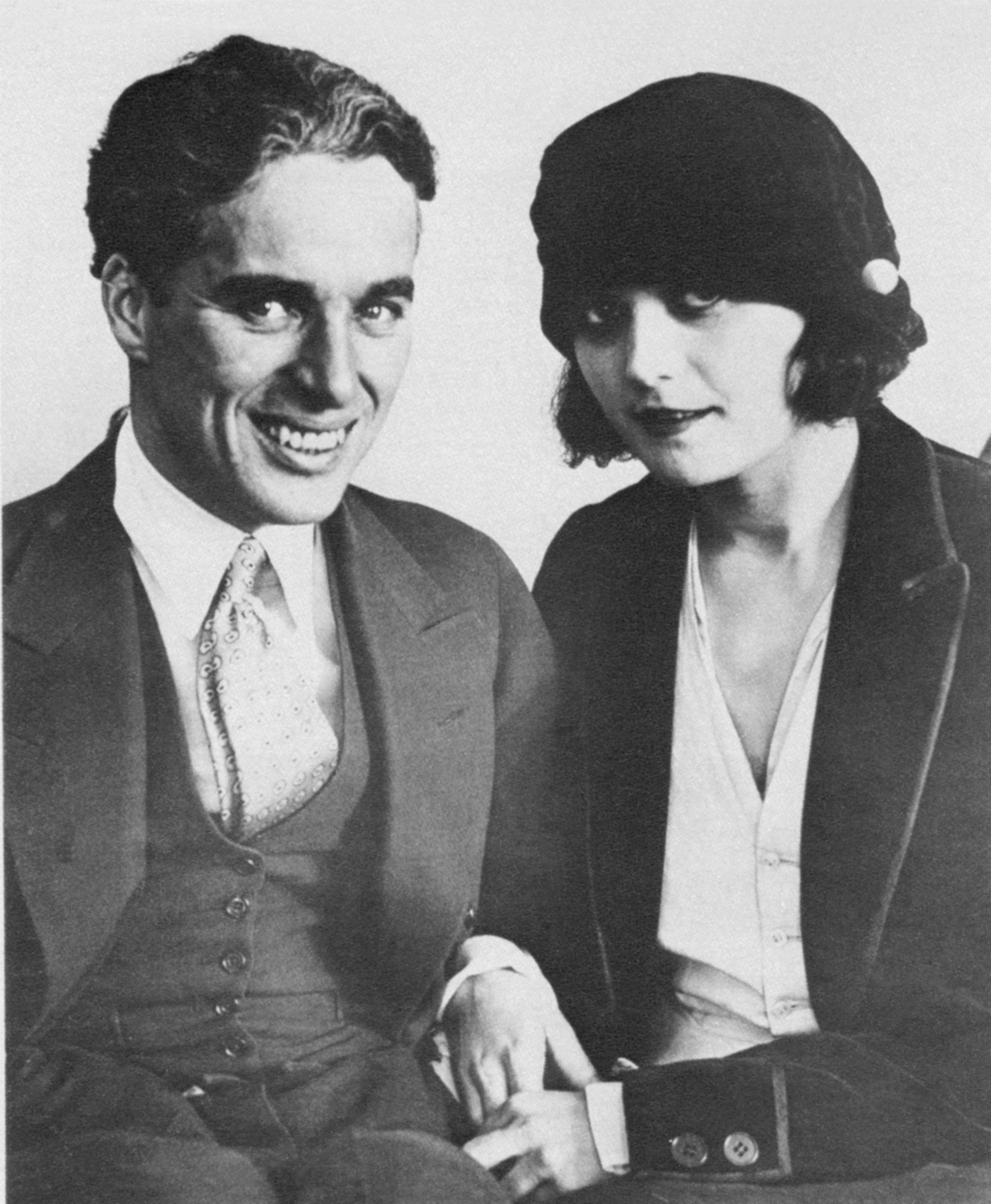 Charlie Chaplin e Pola Negri nel 1923