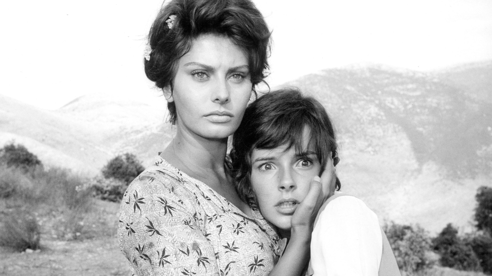 Sofia Loren ed Eleonora Brown in una scena del film