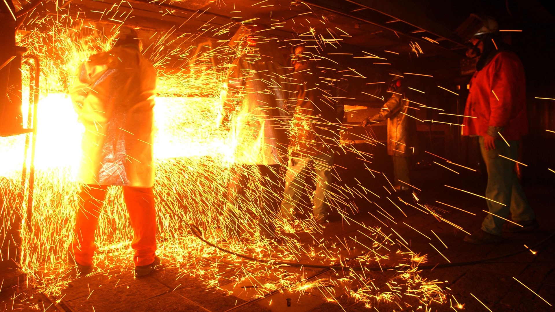 Steel working. Нерафинированная сталь это. Steelworker.
