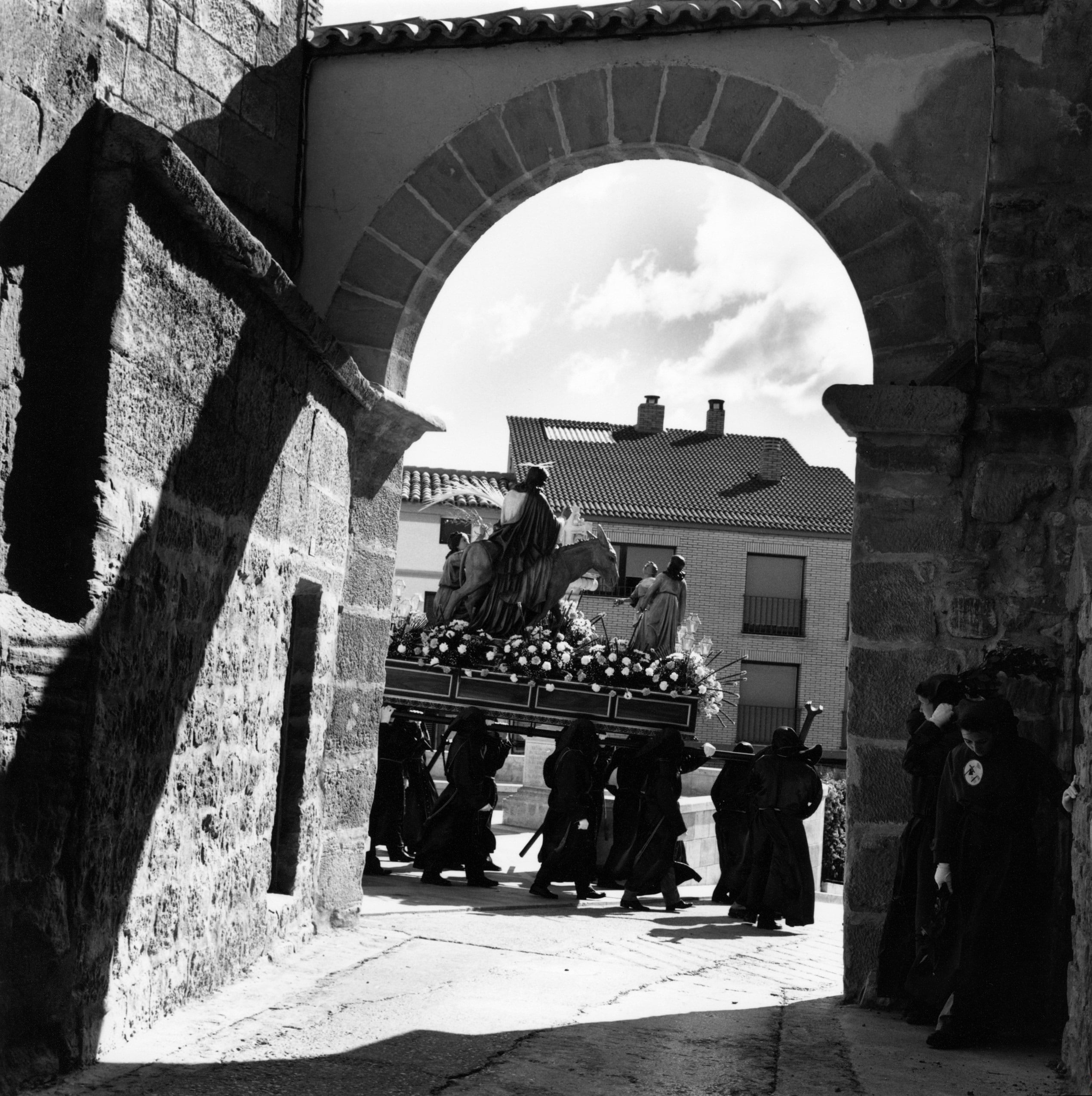 Calanda, il paese natale di Bunuel durante la processione della Settimana santa