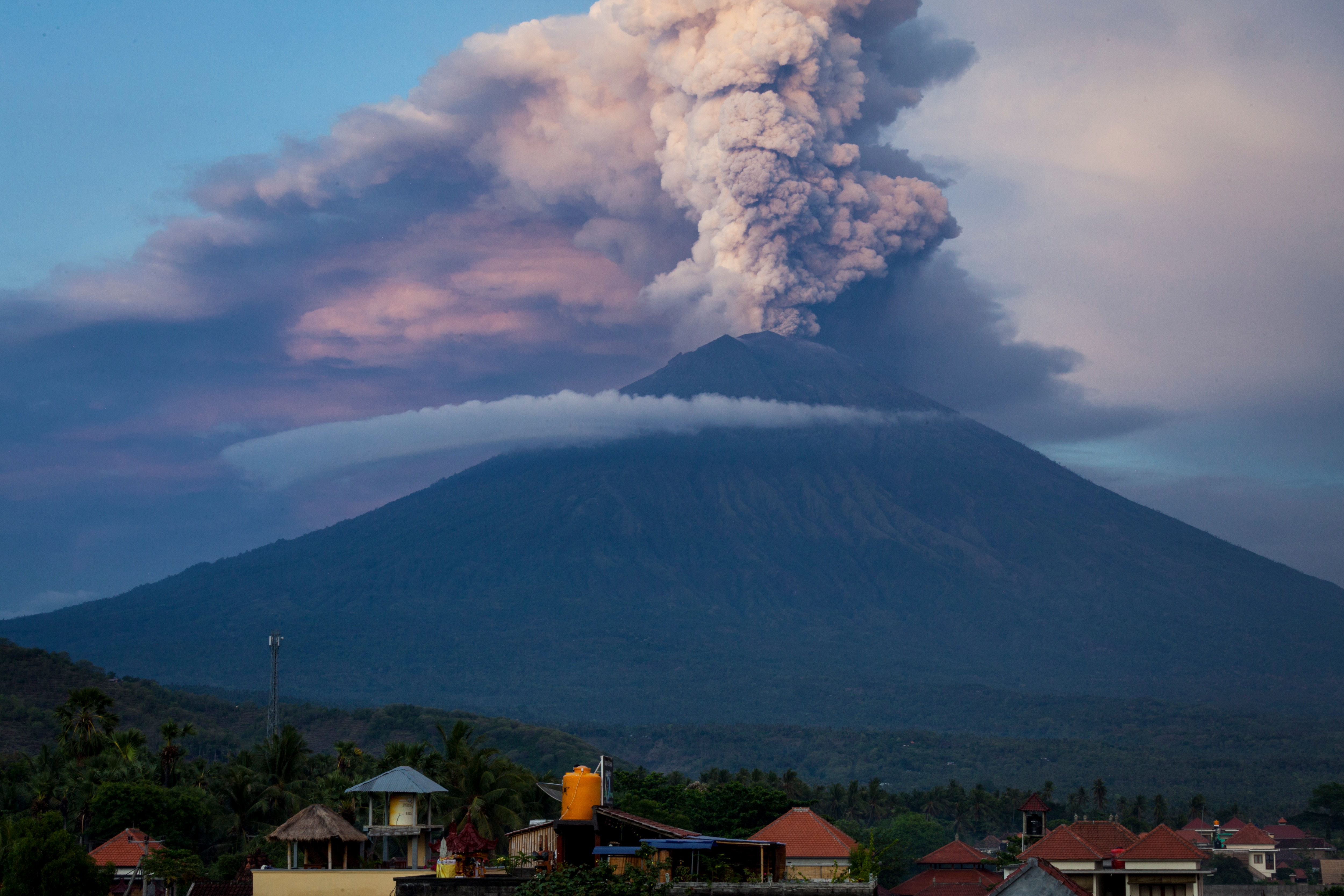 Agung, Indonesia