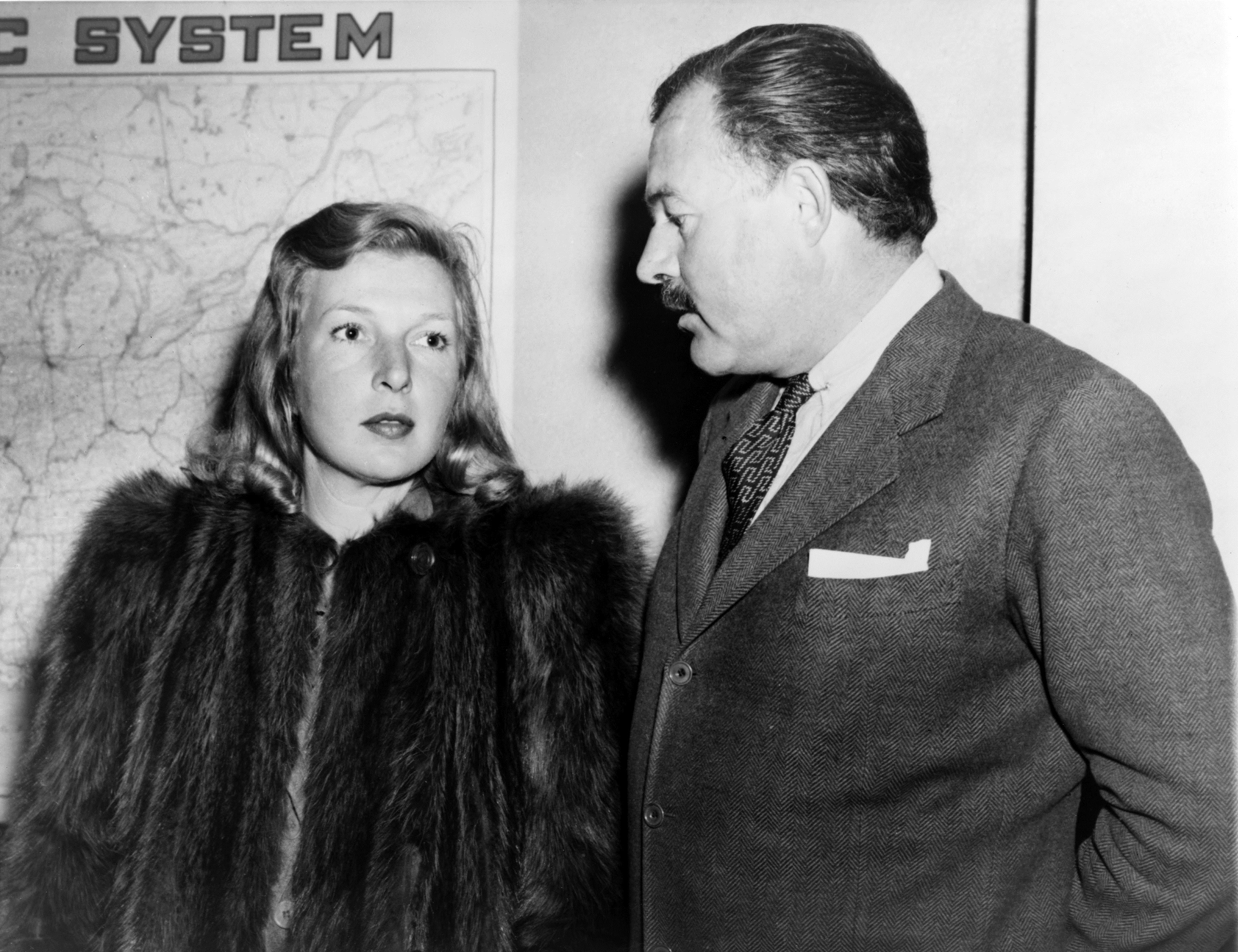 Lo scrittore con la moglie, la giornalista Martha Gellhorn, nel 1940, appena sposati