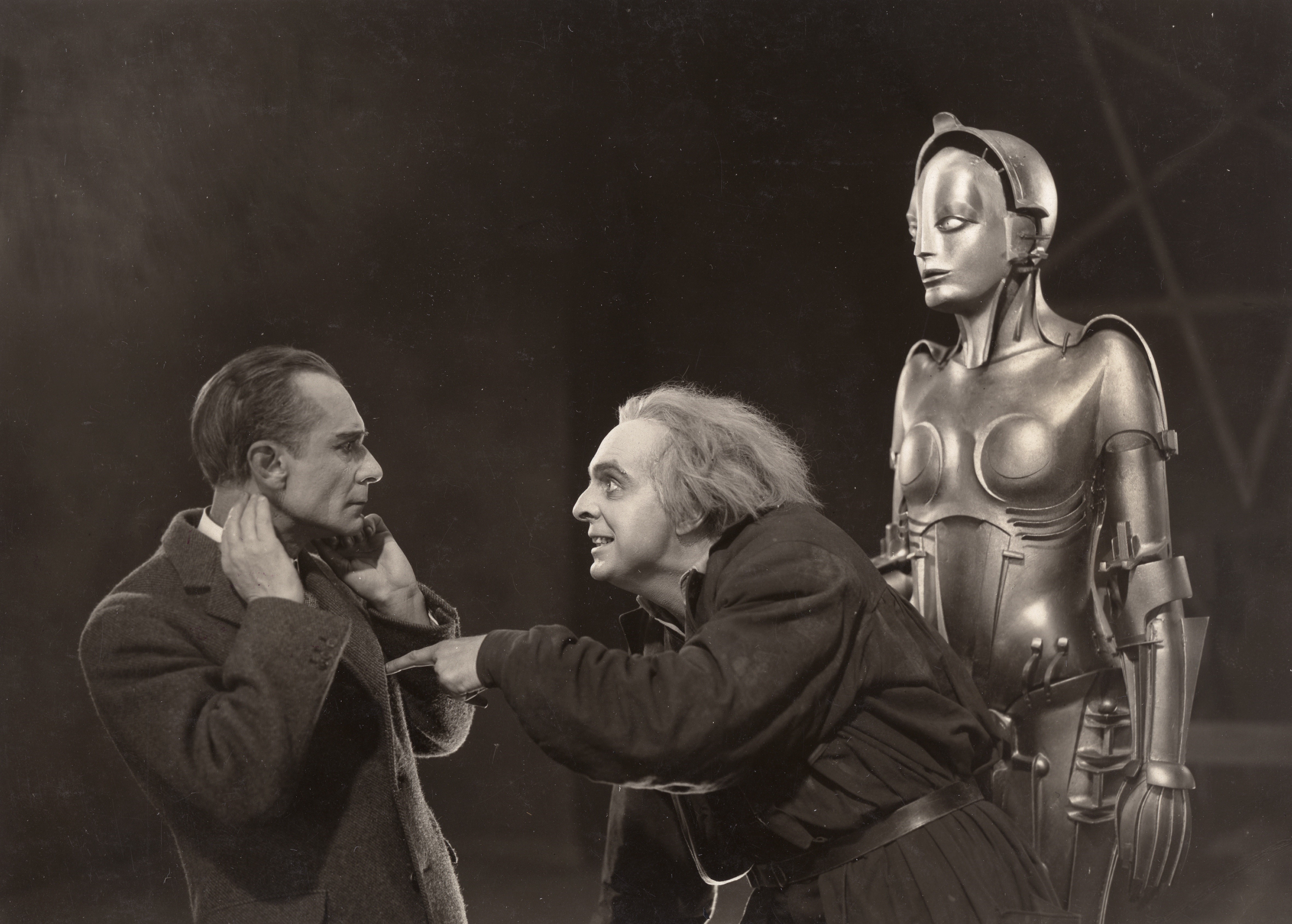 Gli attori Alfred Abel et Rudolf Klein-Rogge in una scena di Metropolis, 1927