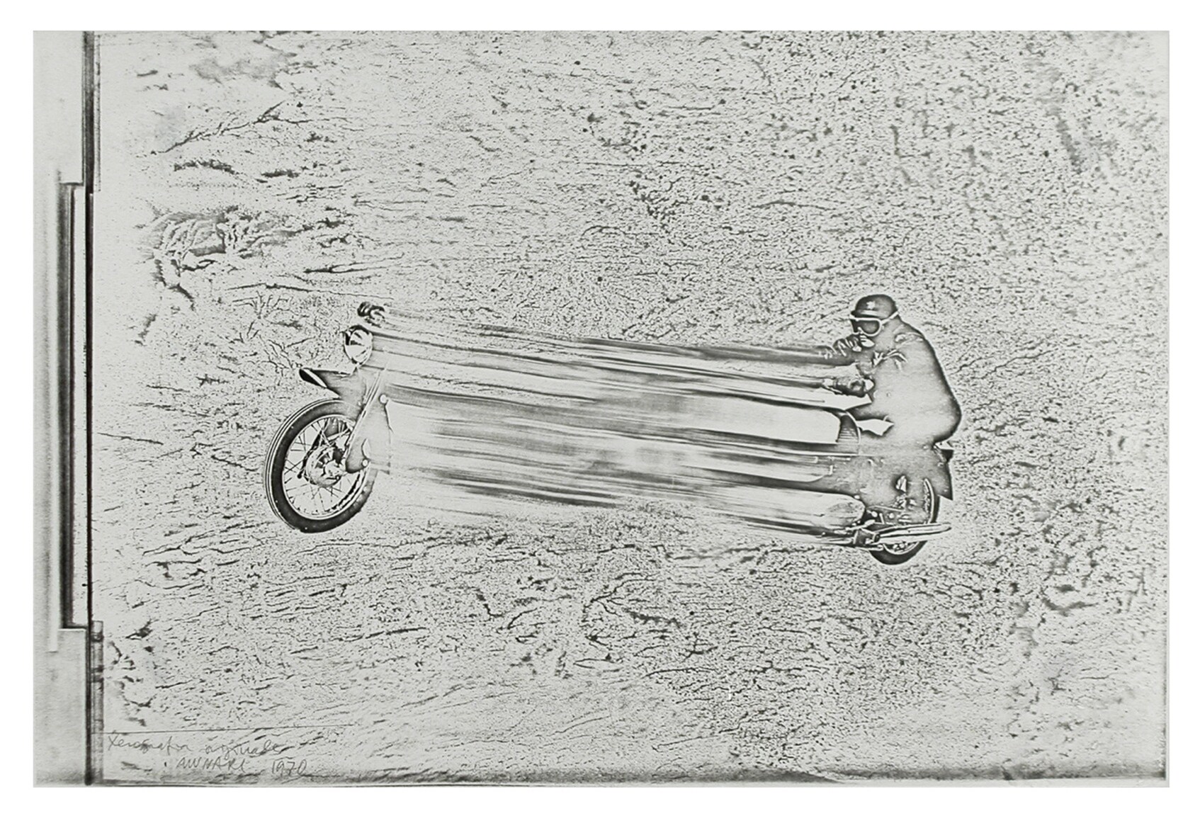 Bruno Munari, "Xerografia", 1970. Intervento originale su fotocopia, da fotografia, 25,3 x 38 cm. Donazione dell'Archivio Mirella Bentivoglio.