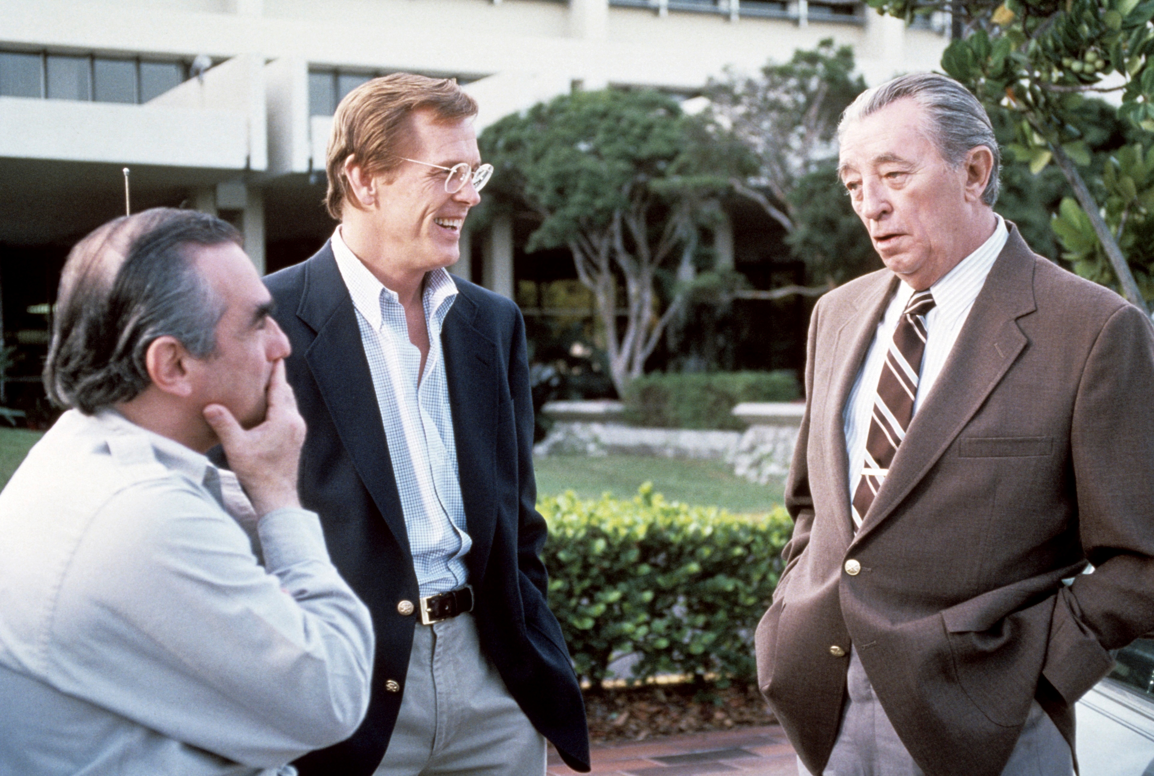 Nick Nolte con Martin Scorzese (a sinistra) e Robert Mitchum in una pausa dalle riprese di Cape Fear, il promontorio della paura (1991)