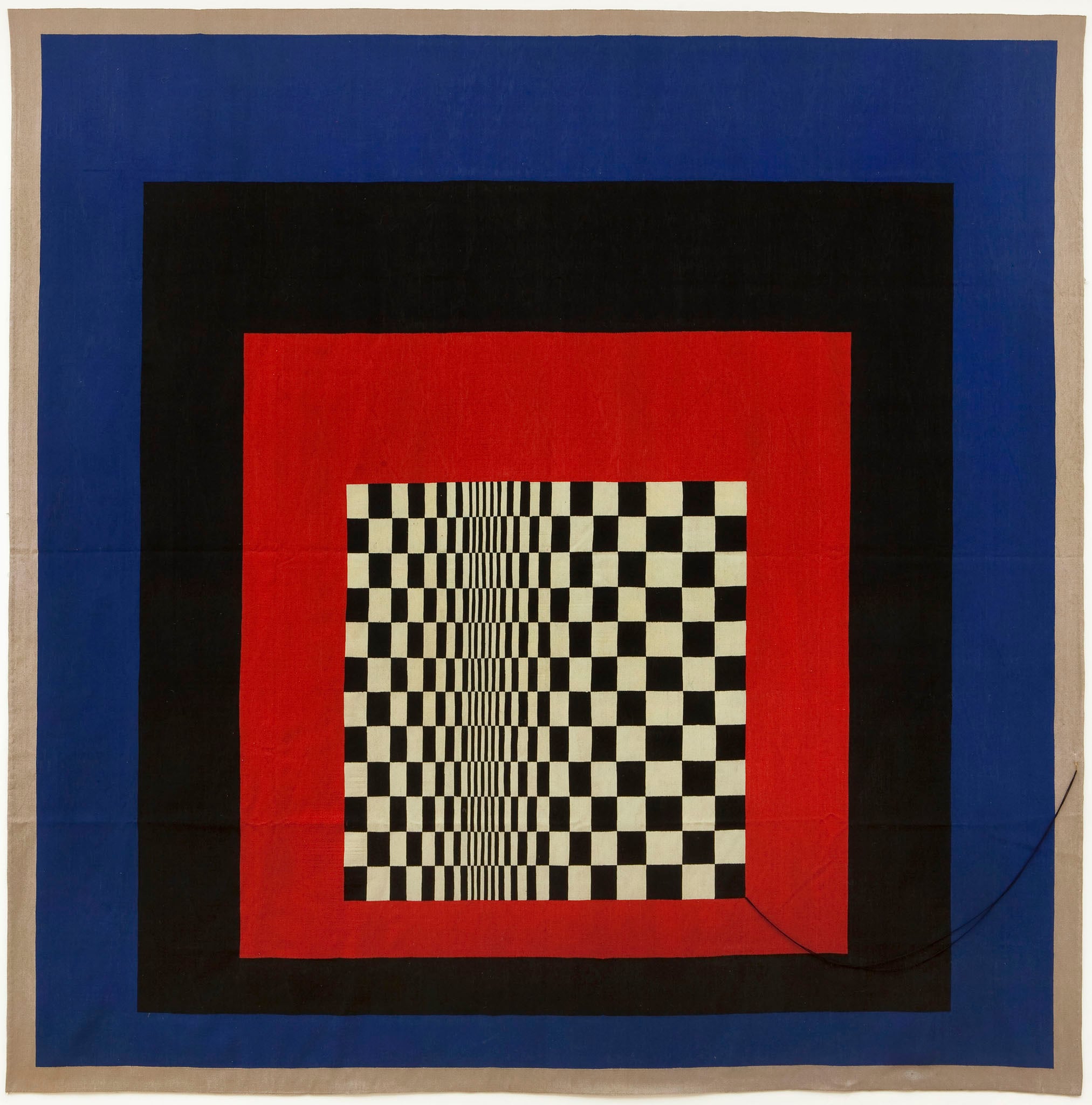 Francesco Vezzoli - Homage to the hollywood squares (featuring Bridget Riley), 2008 - arazzo in lana gobelin, ago di metallo - cm 305 x 305 - MAMbo, Collezione permanente. Foto Matteo Monti