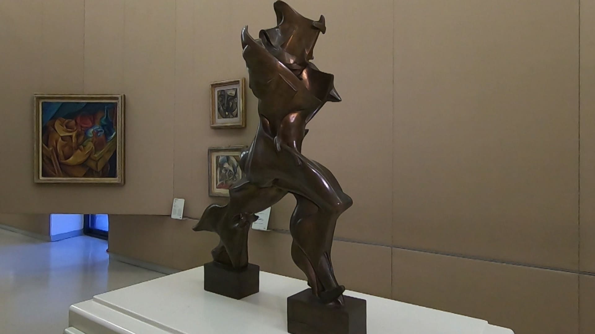 Boccioni Umberto, Forme uniche della continuità nello spazio, 1913 (1931), bronzo cm 112 x 40 x 90