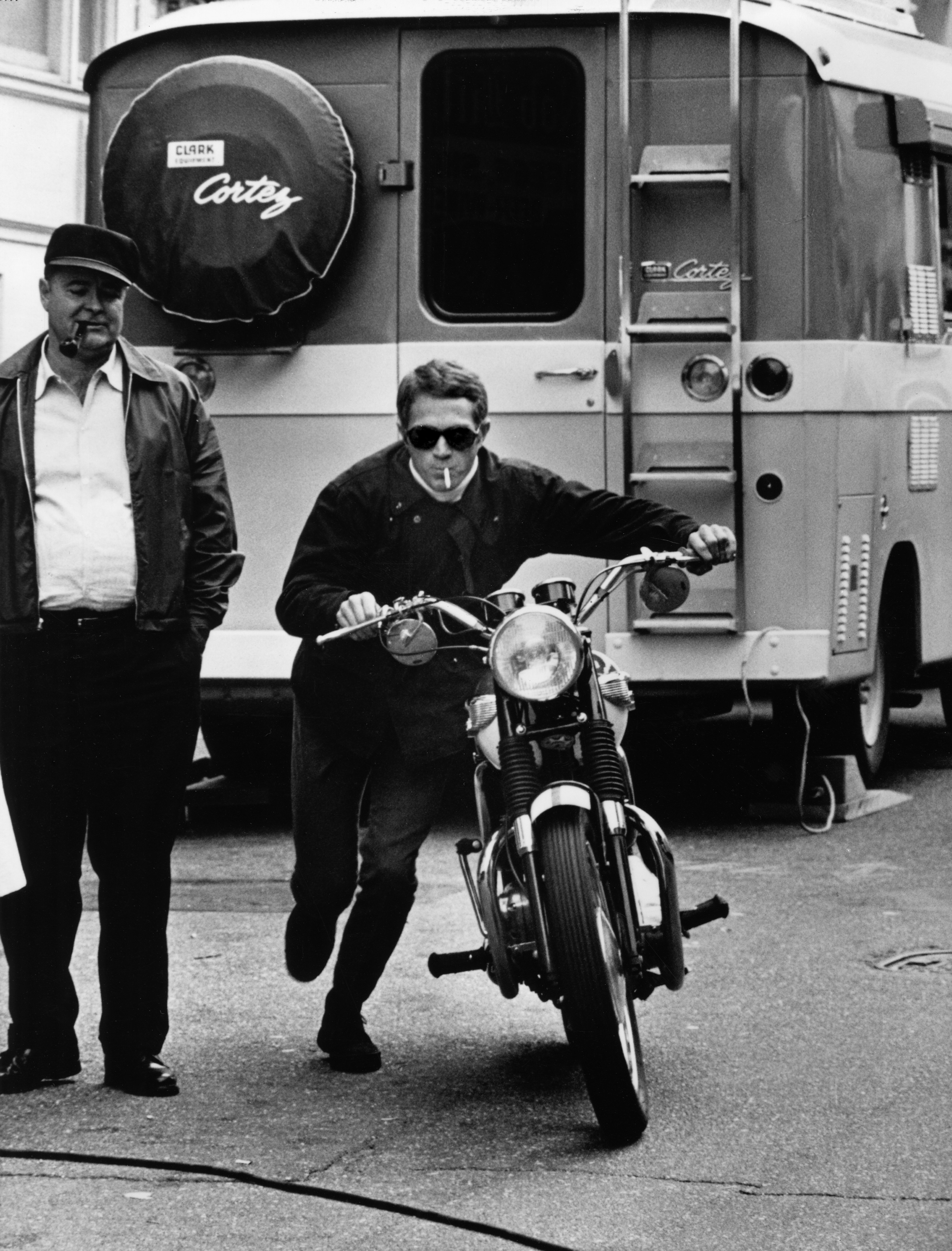 Un'altra grande passione di Steve Mc Queen: la motocicletta