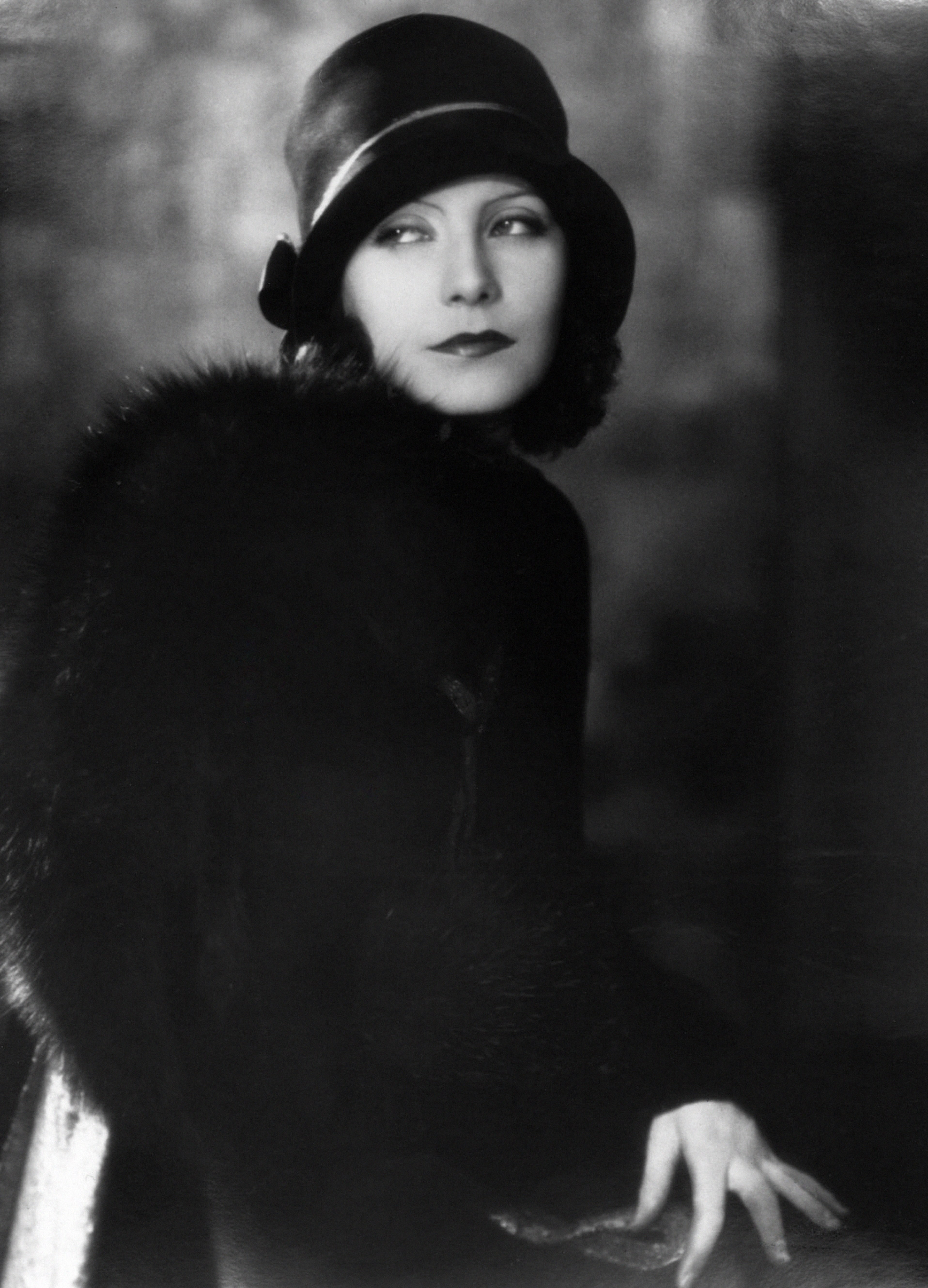 La donna misteriosa, 1928