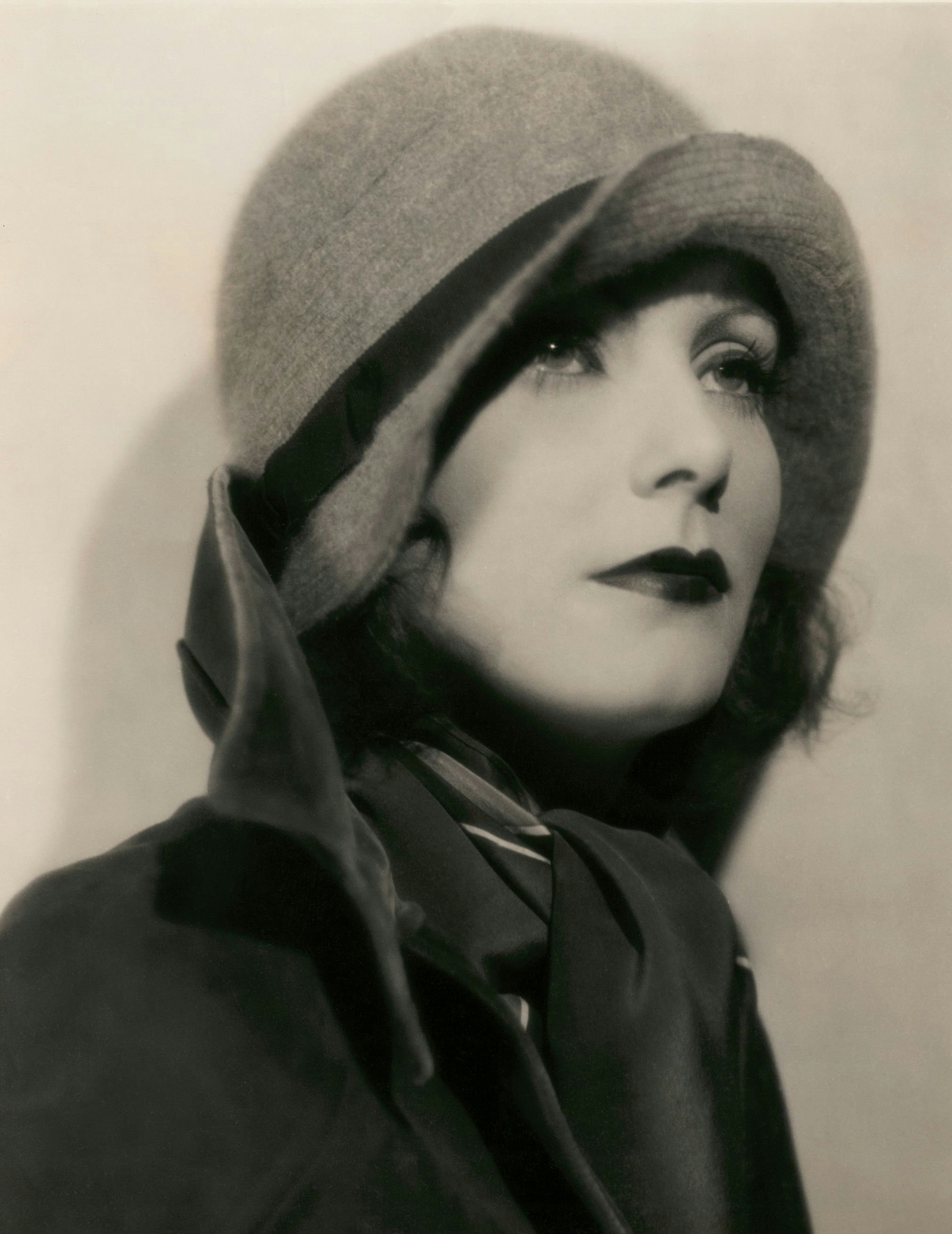 Greta Garbo, un ritratto del 1930. La diva aveva 25 anni