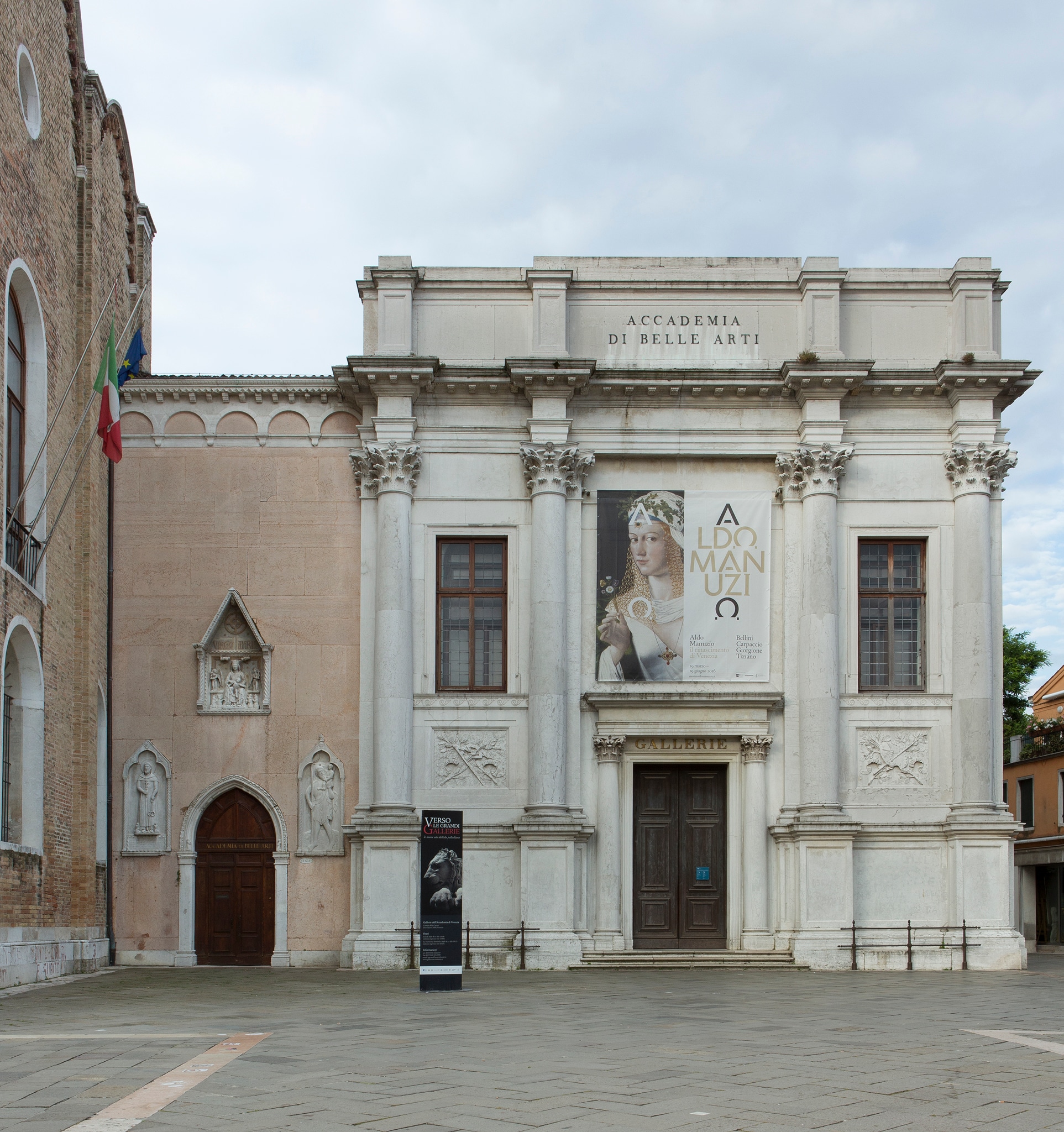 Esterno Gallerie dell’Accademia di Venezia: Facciata Gallerie dell’Accademia di Venezia 