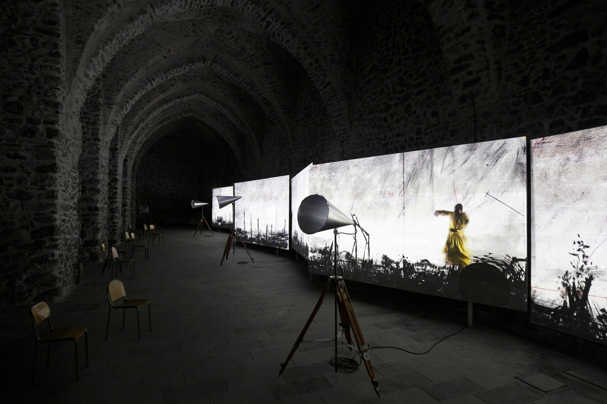 William Kentridge "More Sweetly Play the Dance", fino al 2 dicembre 2020 all'Antico Arsenale della Repubblica di Amalfi.