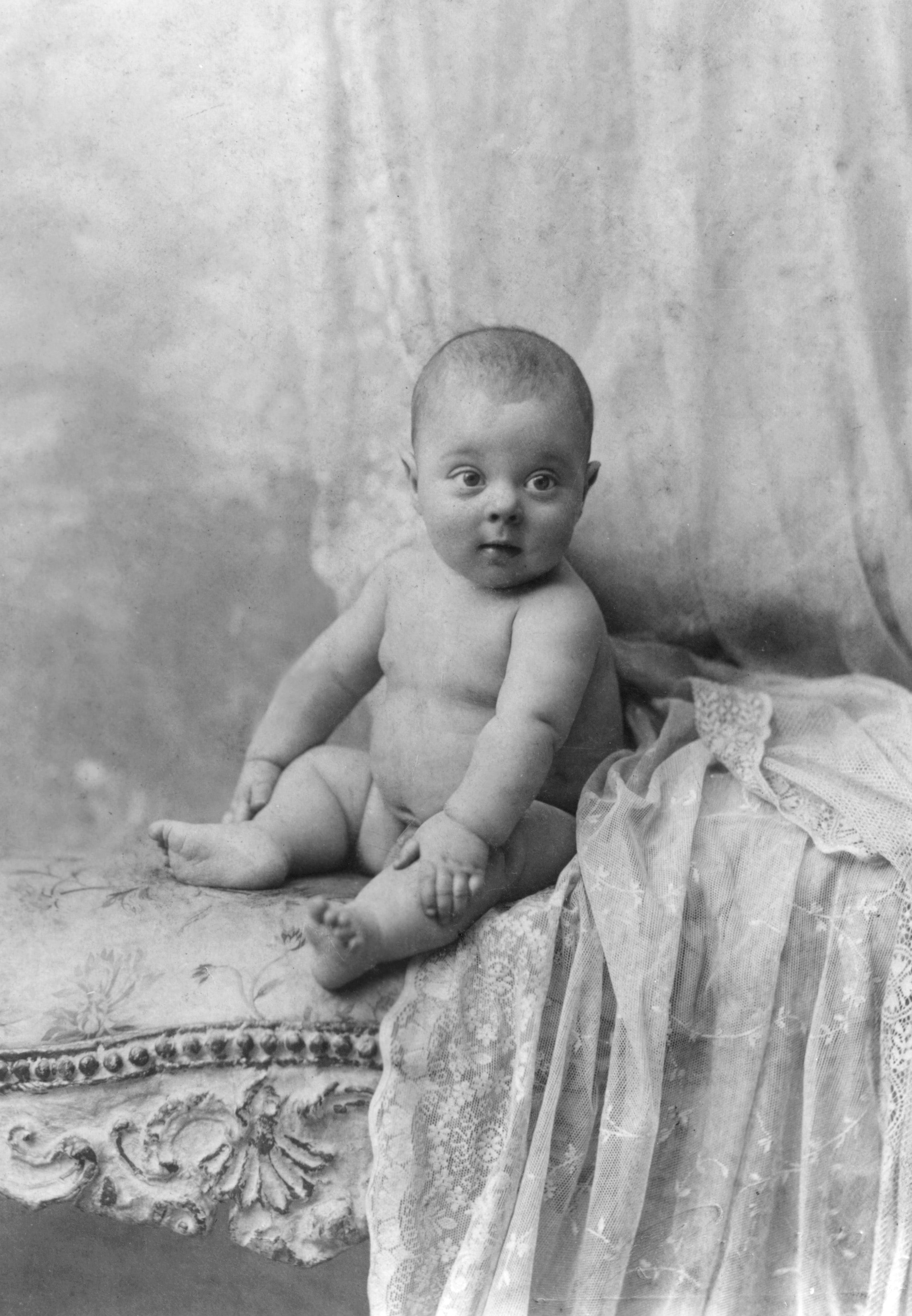 Buster Keaton a 6 mesi
