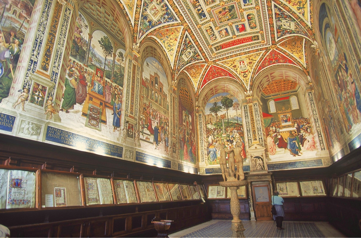 Biblioteca Piccolomini, Siena
