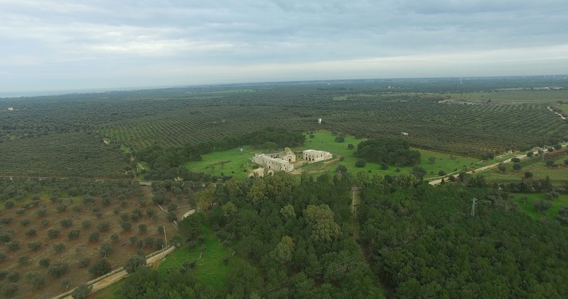 Abbazia di Santa Maria di Cerrate, Lecce; vista dall'alto. Concessione trentennale al FAI, della Provincia di Lecce nel 2012. Aperta al pubblico nel 2018