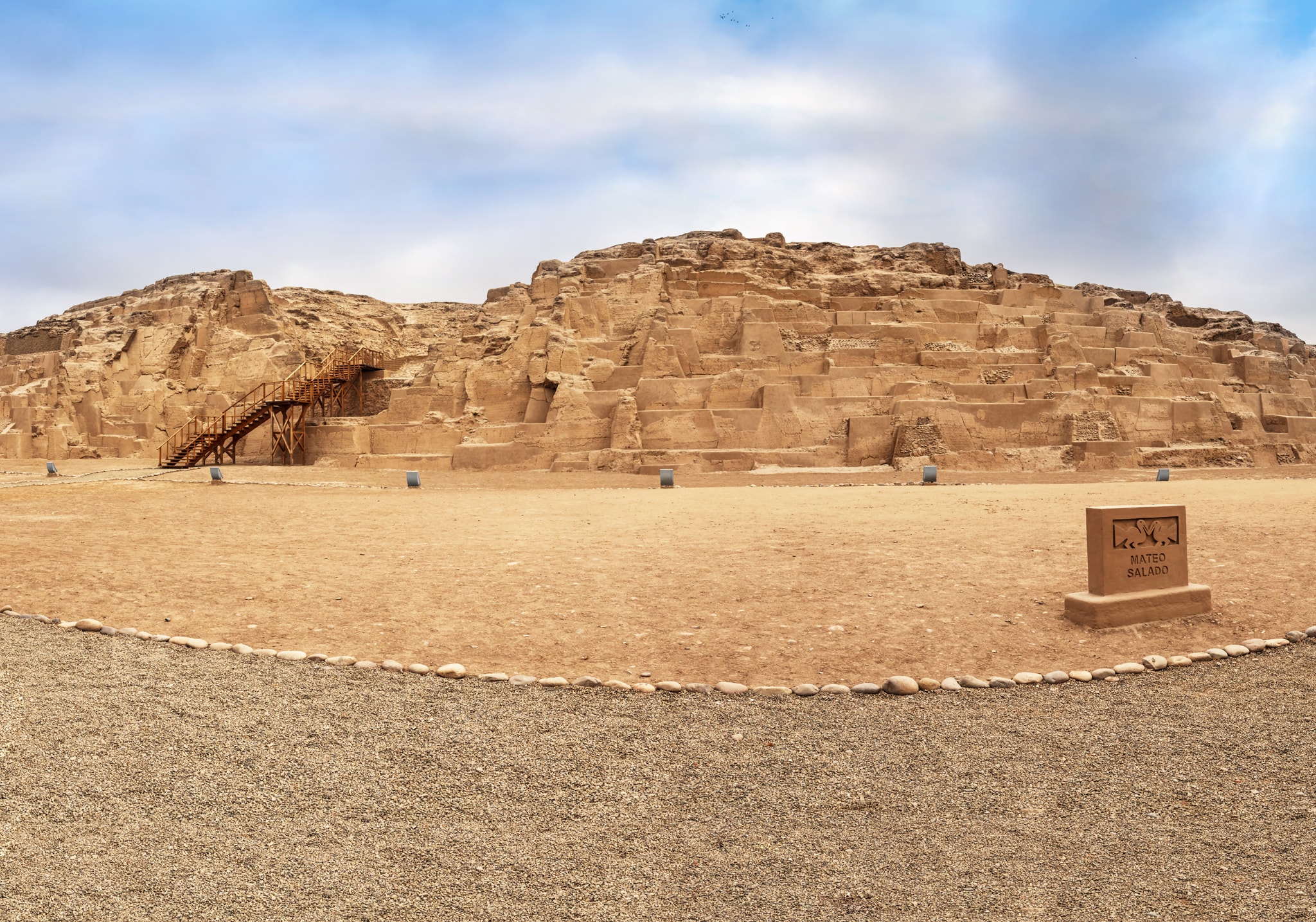 PERU' - Una delle Piramidi del complesso archeologico Mateo Salado, Perù. Courtesy: Proyecto Qhapaq Ñan – Sede Nacional. Ministerio de Cultura de Perú