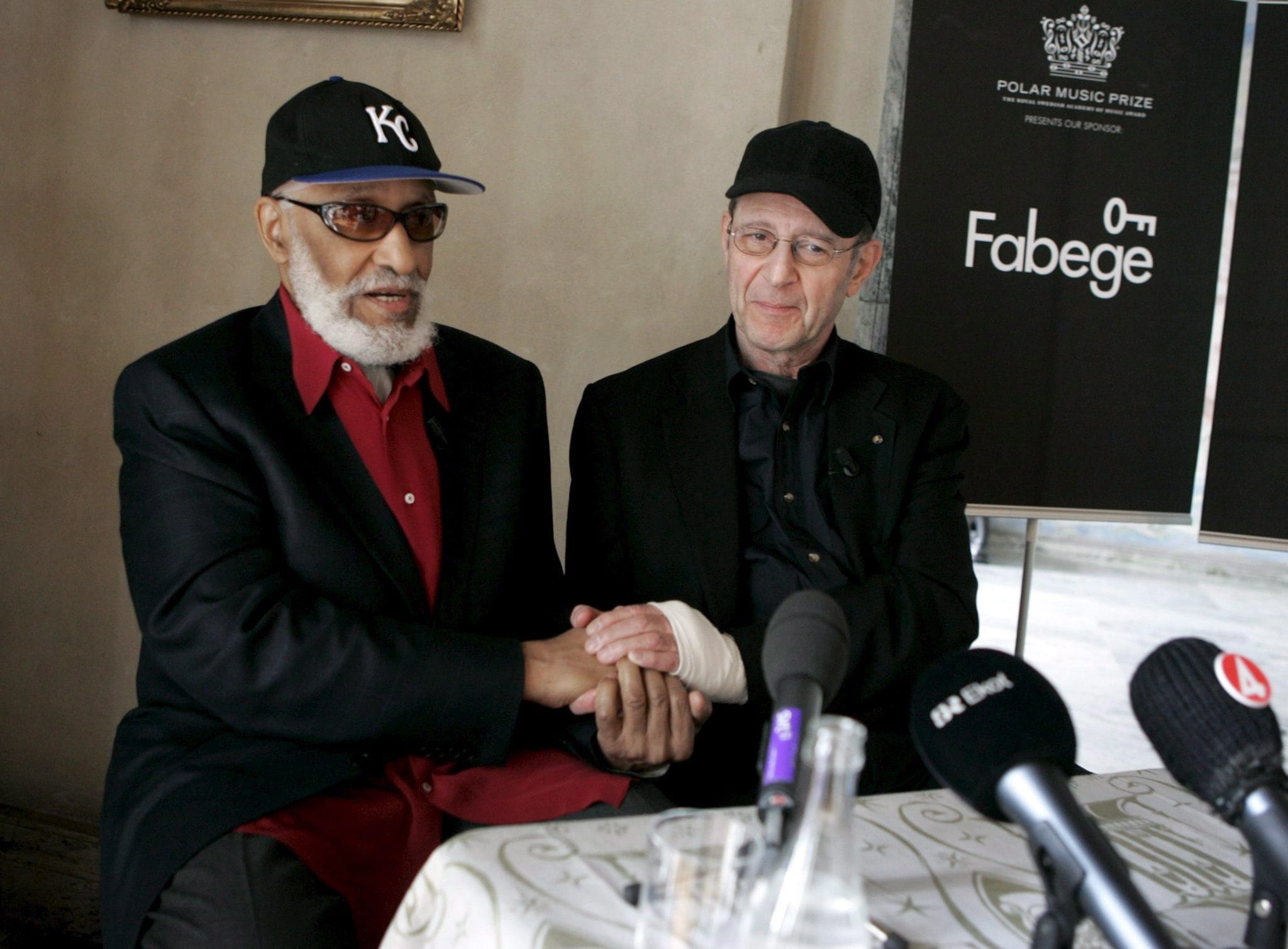 2007: Steve Reich, compositore, tra i padri del Minimalismo, e Sonny Rollins posano durante una conferenza stampa a Stoccolma. Entrambi hanno ricevuto il Polar Music Prize dal re svedese Carl XVI Gustaf.