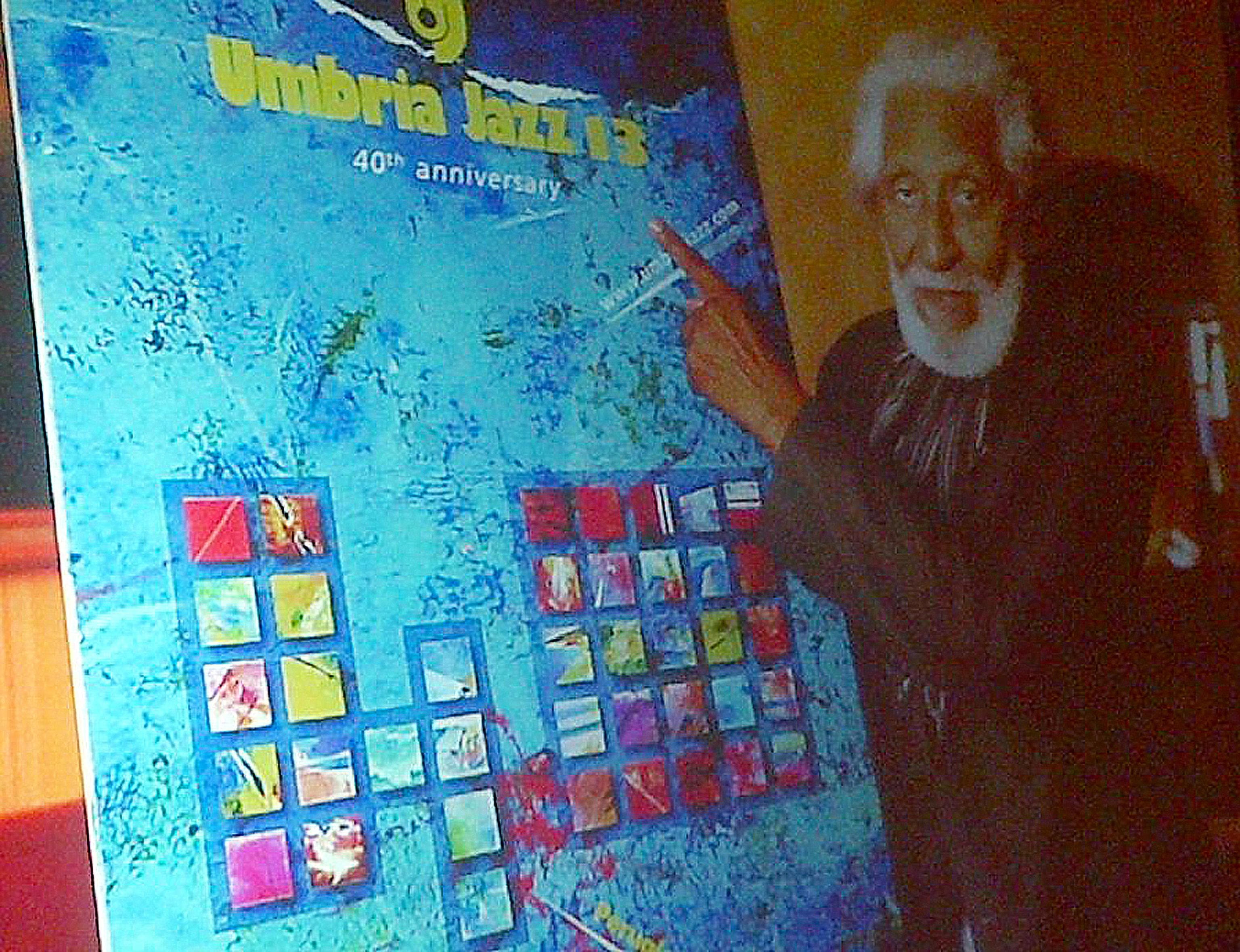 2012: Sonny Rollins indica il manifesto della quarantesima edizione di Umbria Jazz. Per l’occasione, Perugia ha reso onore a Rollins, alla sua carriera e al suo legame con la città e con la manifestazione, donandogli il Baiocco d’oro del libero comune, antica moneta della città. 