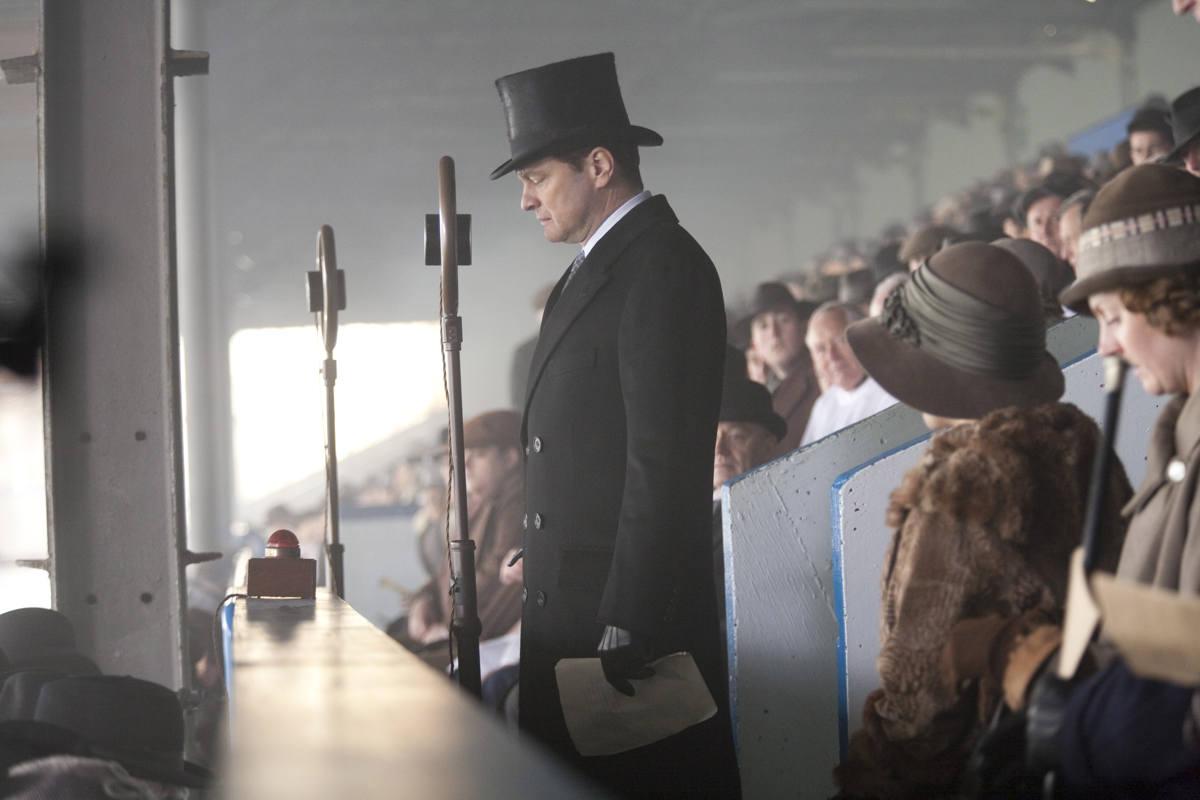 Una scena de "Il discorso del re", 2010 . Colin Firth interpreta Giorgio VI