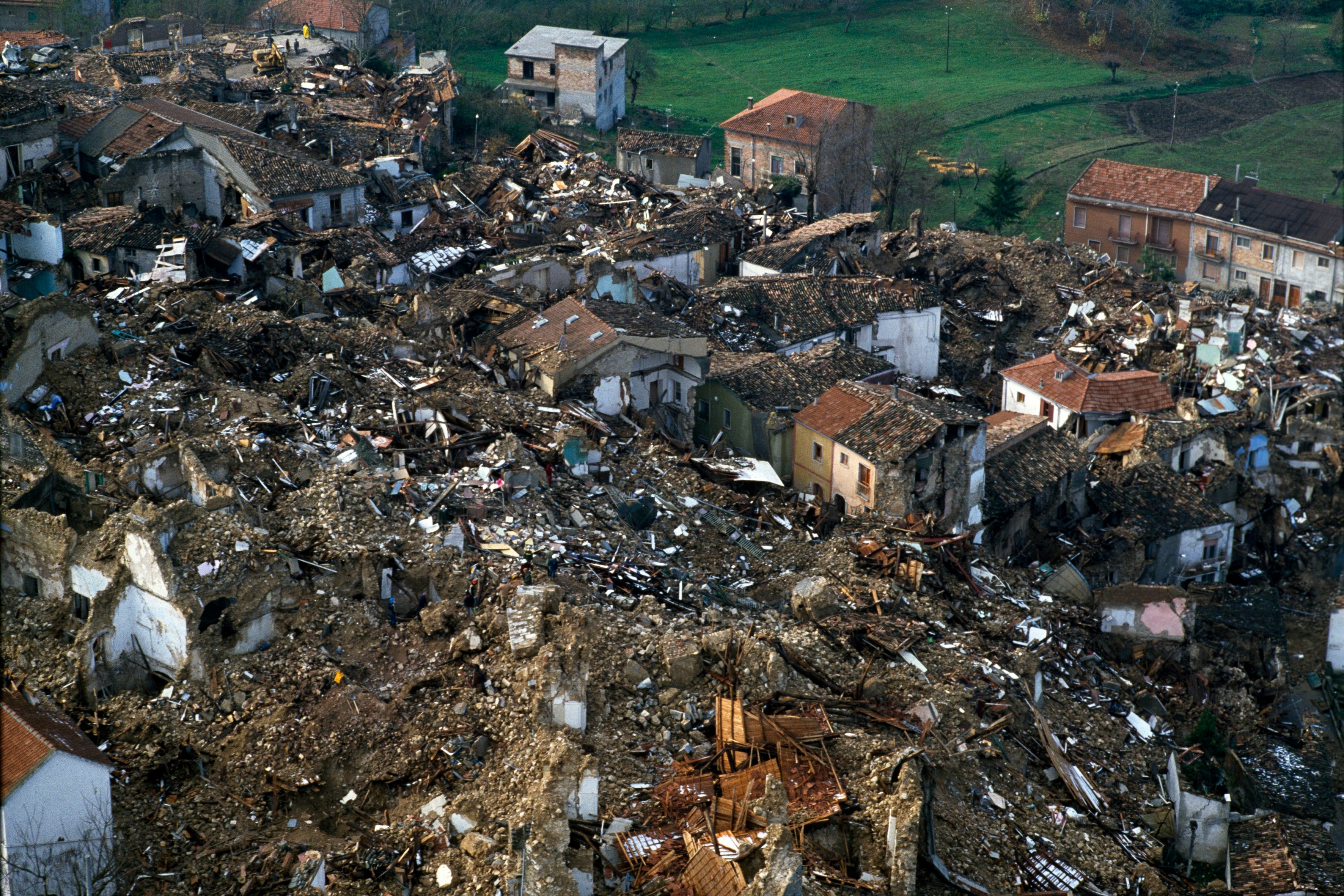 Conza della Campania, praticamente rasa al suolo